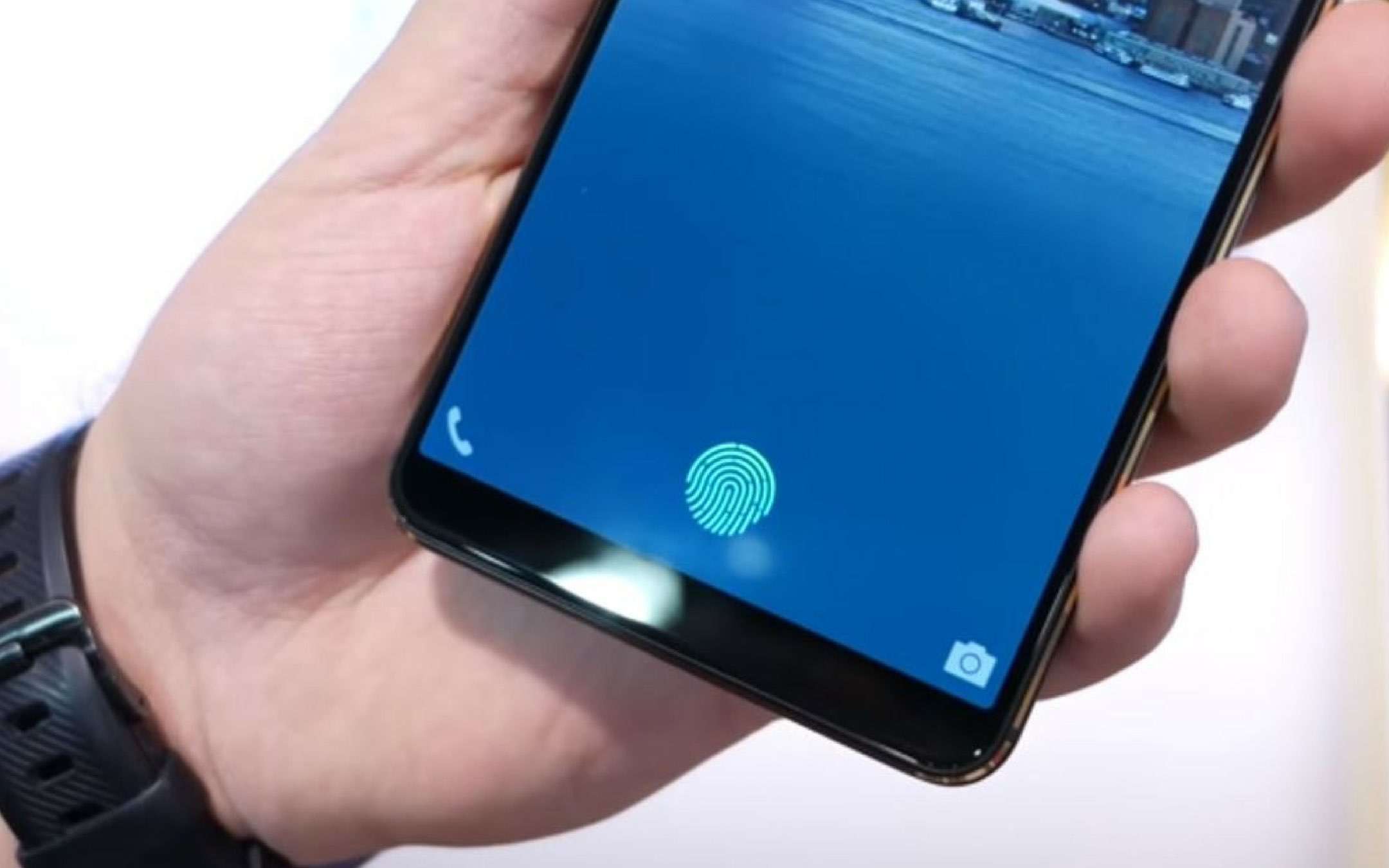 Galaxy P30: niente fingerprint sotto il display