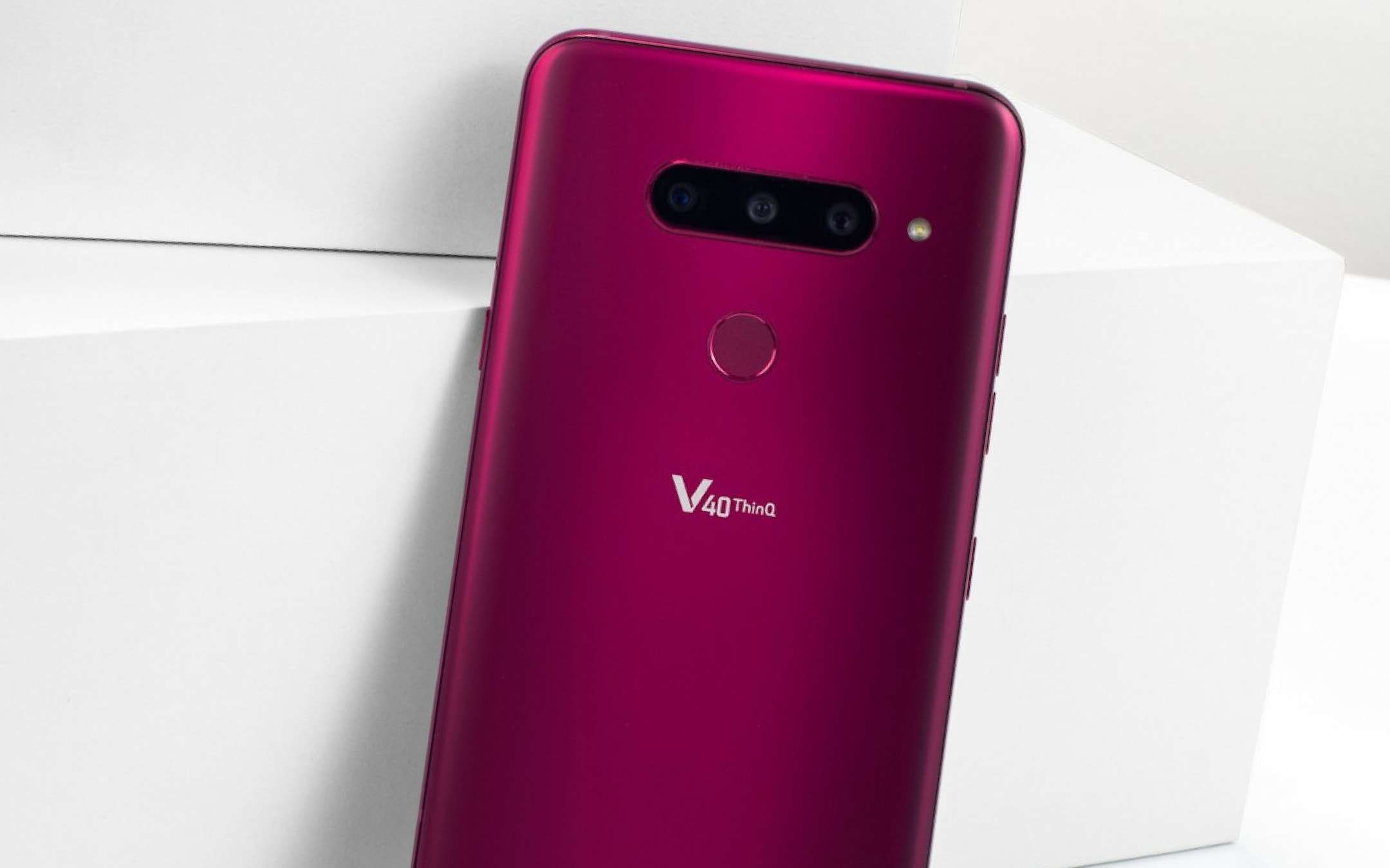 LG V40 ThinQ disponibile con TIM a 23€ al mese