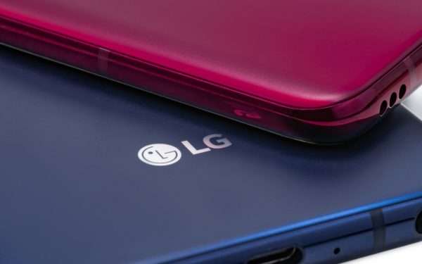 LG V40 ThinQ in Italia a fine gennaio con TIM