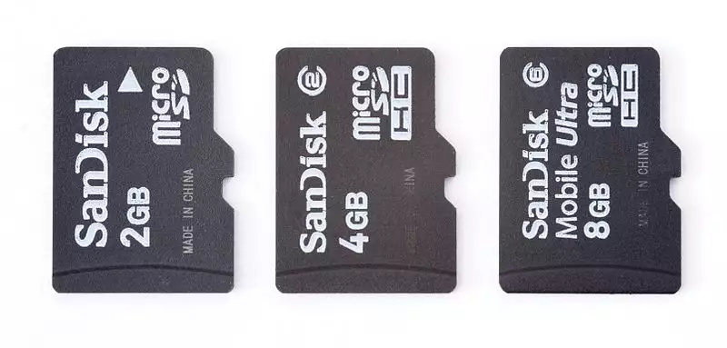 Memoria interna e supporto microSD
