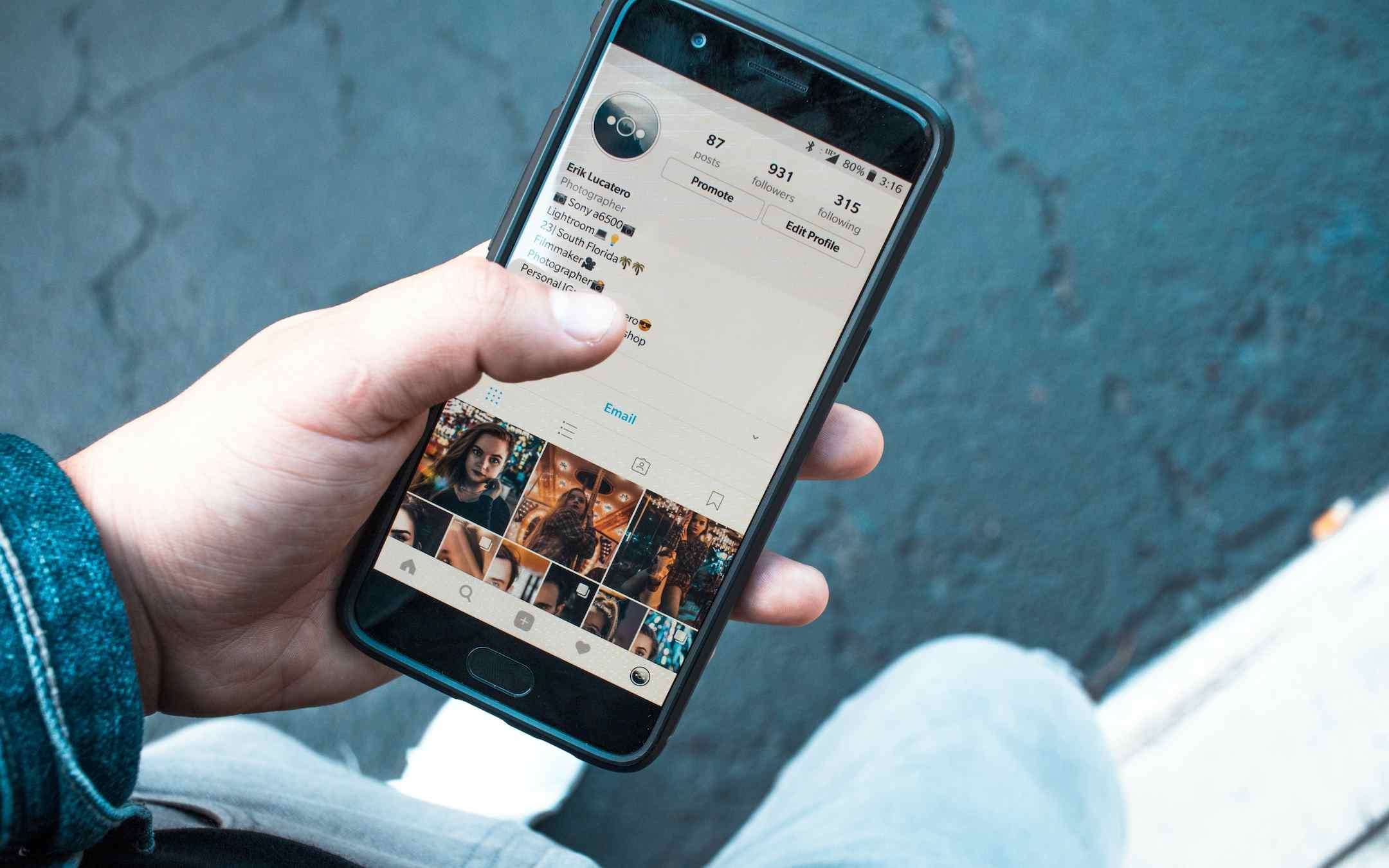 Instagram: testa la raccolta fondi con le Storie