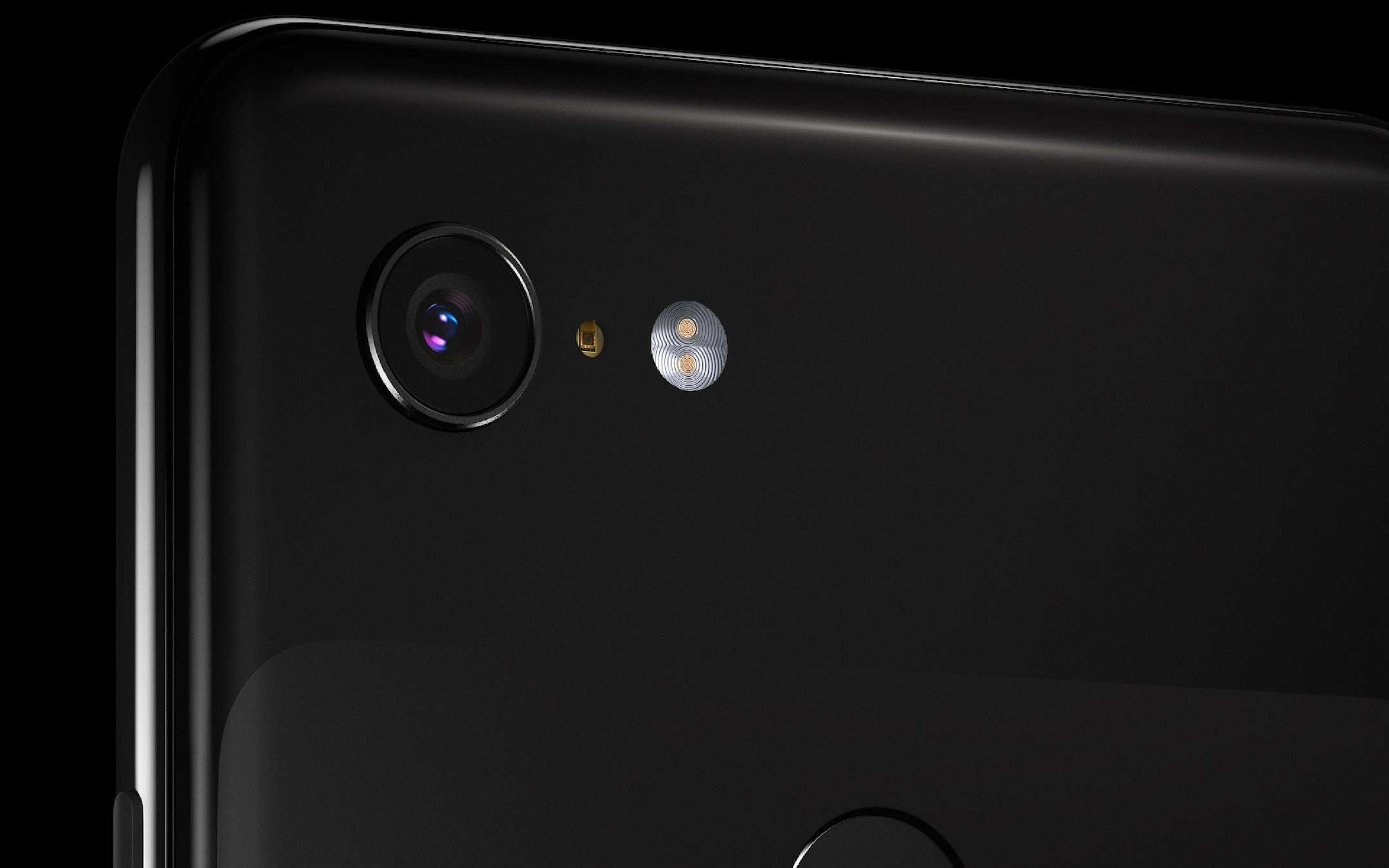 Google Pixel 3 con Pixel Stand e cover in regalo! Google Pixel 3 con Pixel Stand e cover in regalo!