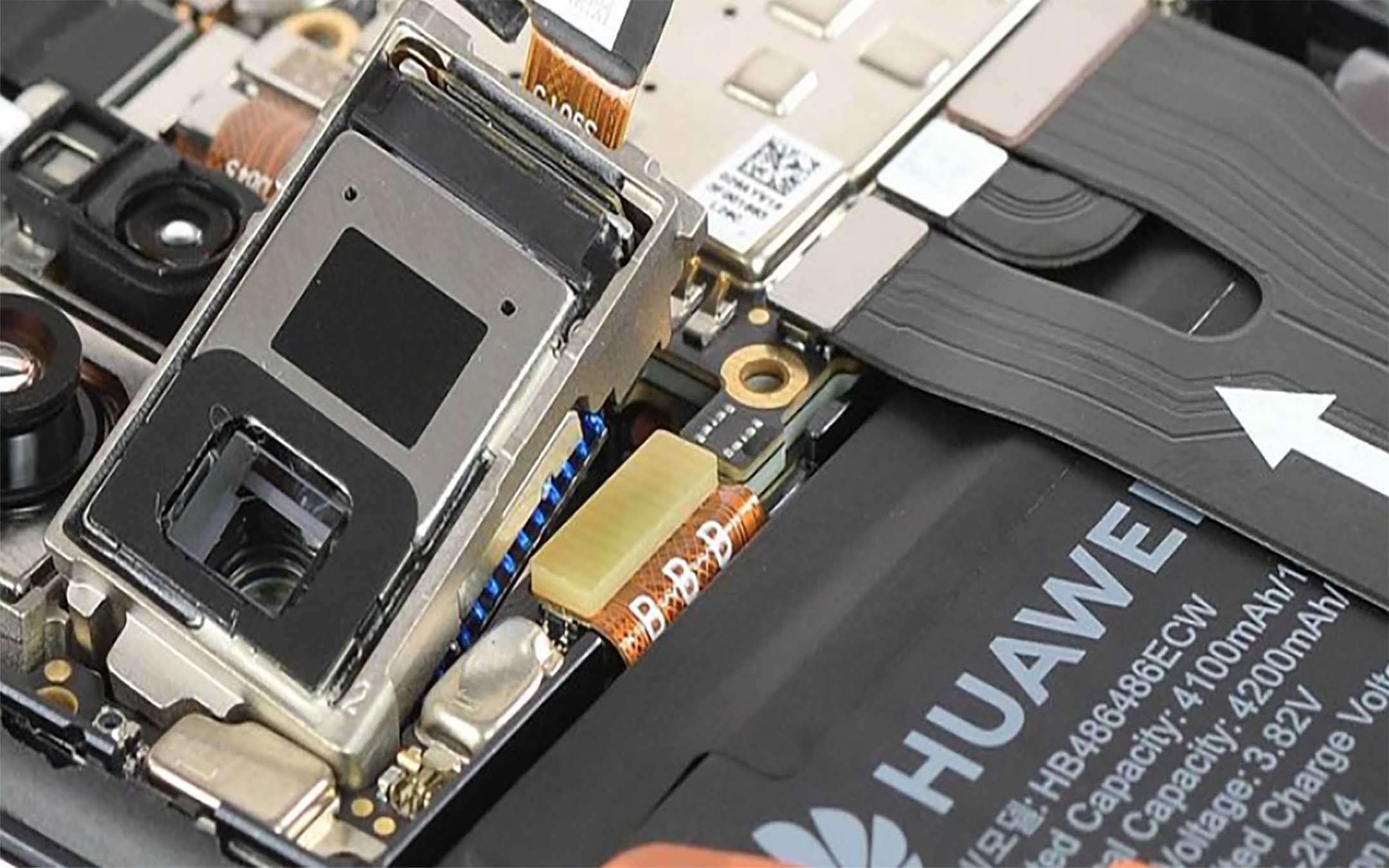 Huawei P30 Pro smontato pezzo per pezzo