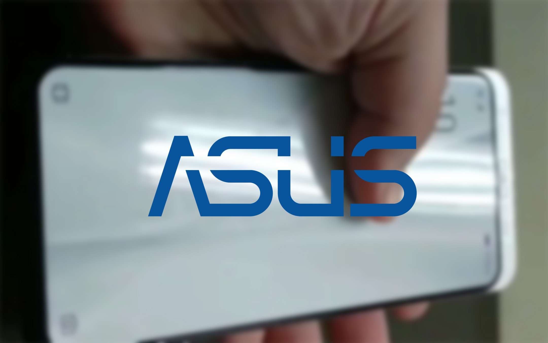 ASUS ZenFone 6: ecco le esclusive foto reali