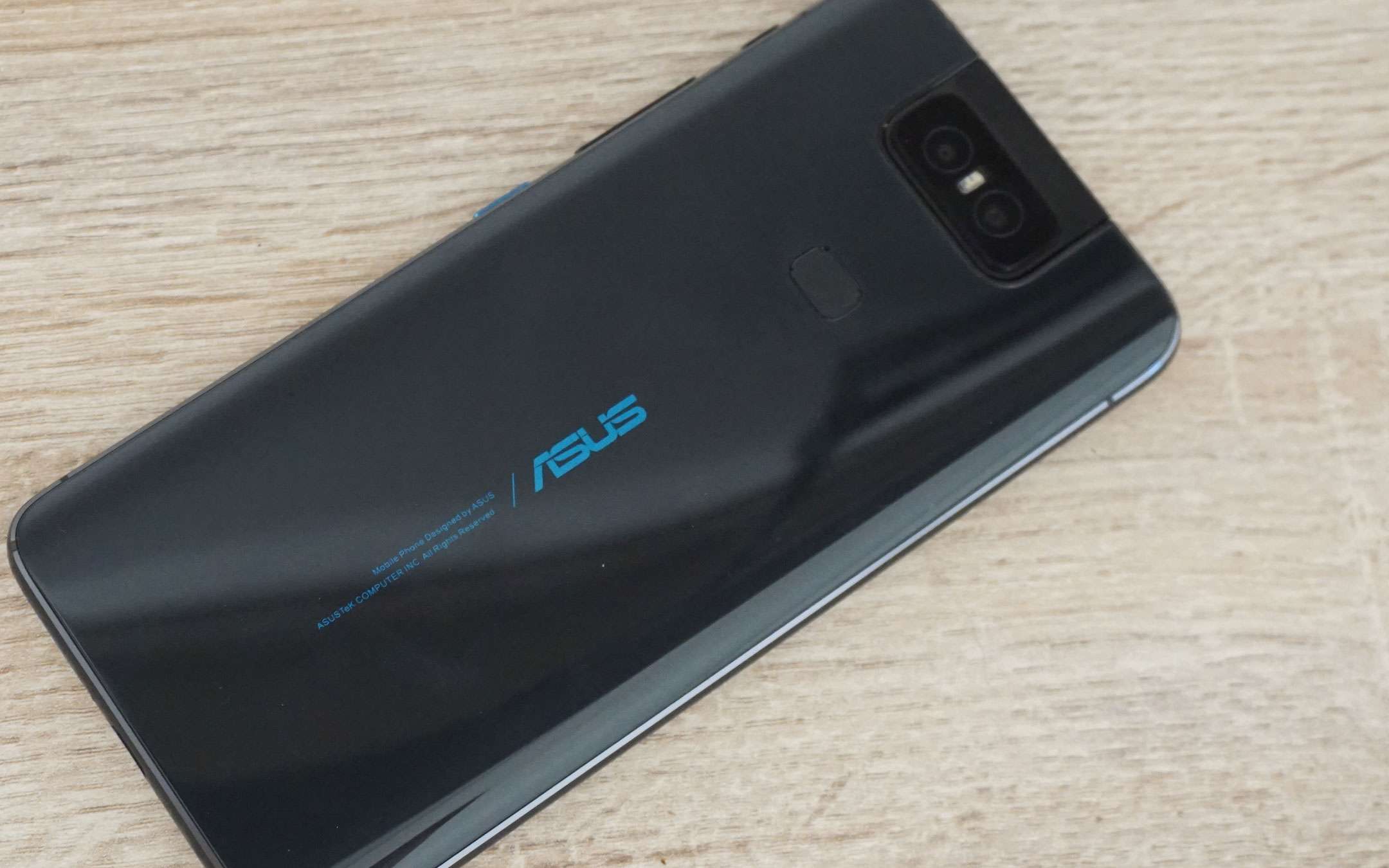 ZenFone 6: update con Modalità Notte per i selfie