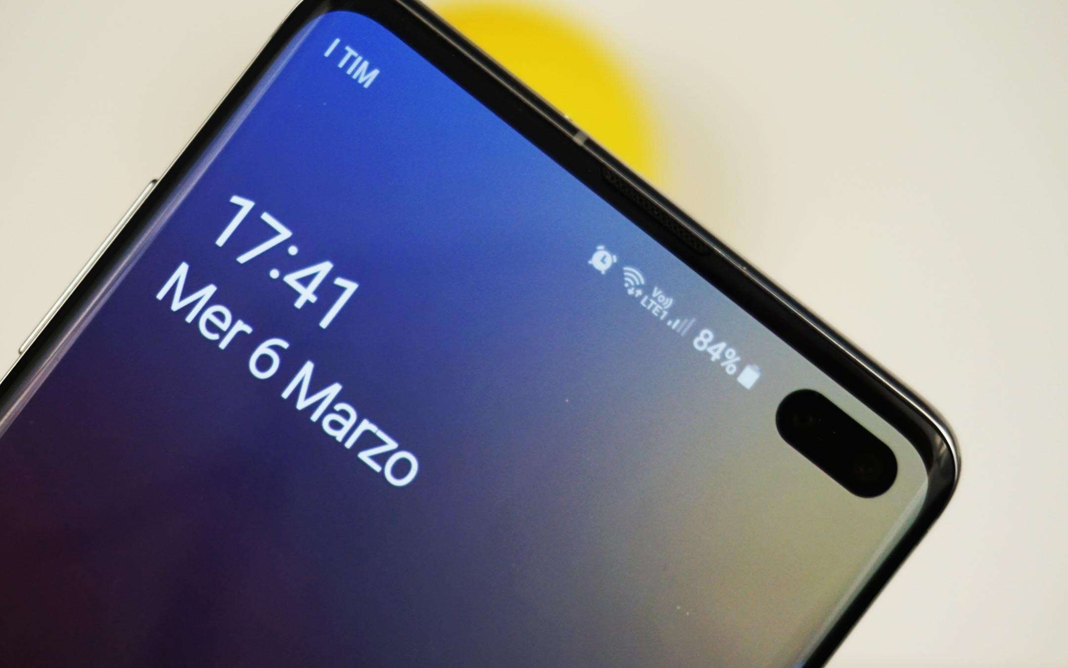 Galaxy S11: display bucato, ma camera più potente