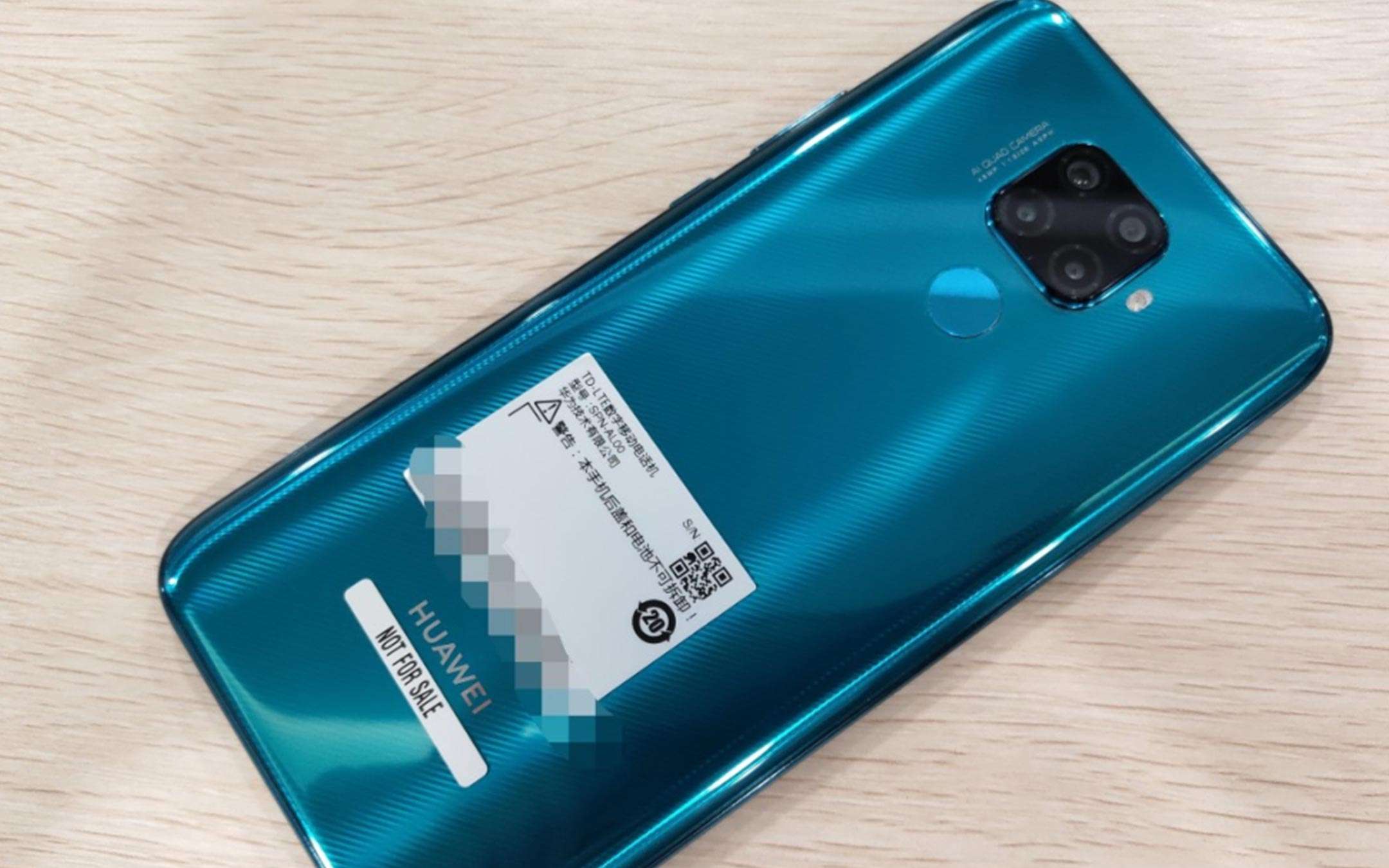 Huawei Mate 30 Lite: eccolo finalmente in foto