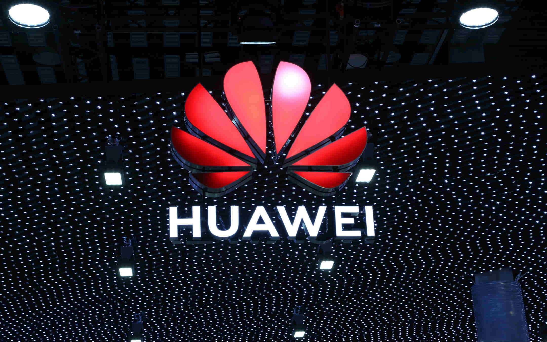 Mate 30: Huawei studia soluzioni per app di Google
