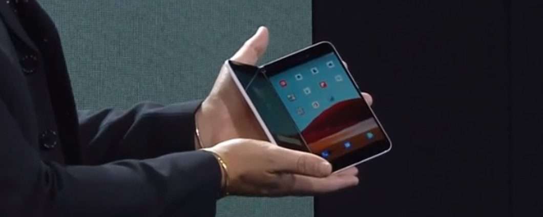 Surface Duo: ufficiale lo smartphone di Microsoft