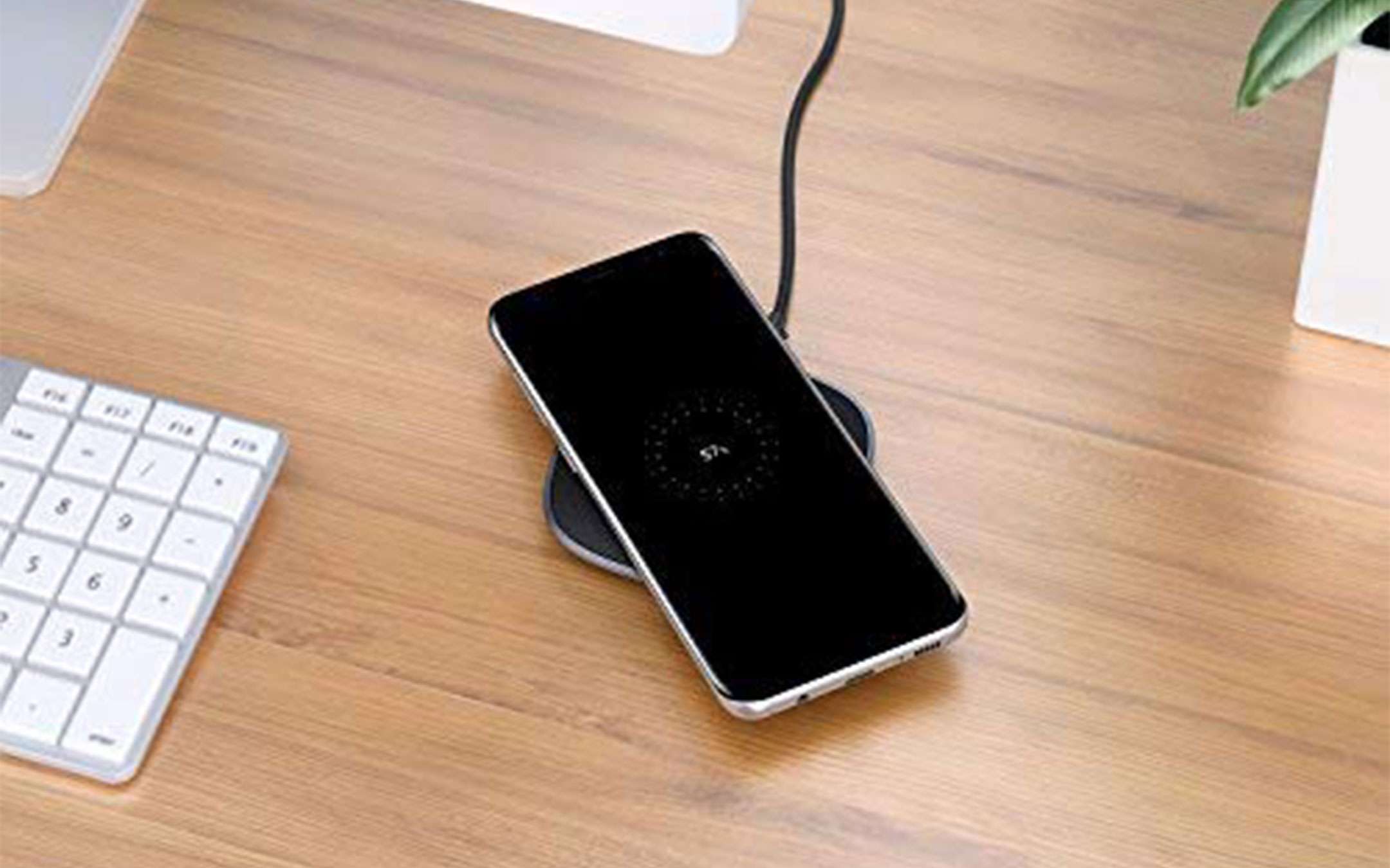 Caricatore wireless rapido a 10€ al Black Friday Caricatore wireless rapido a 10€ al Black Friday