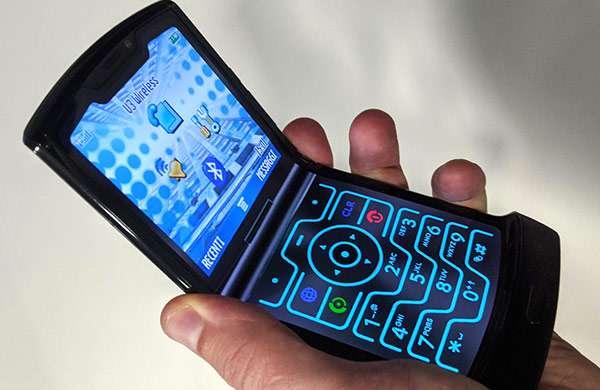 Moto razr: il pieghevole di Motorola, hands-on