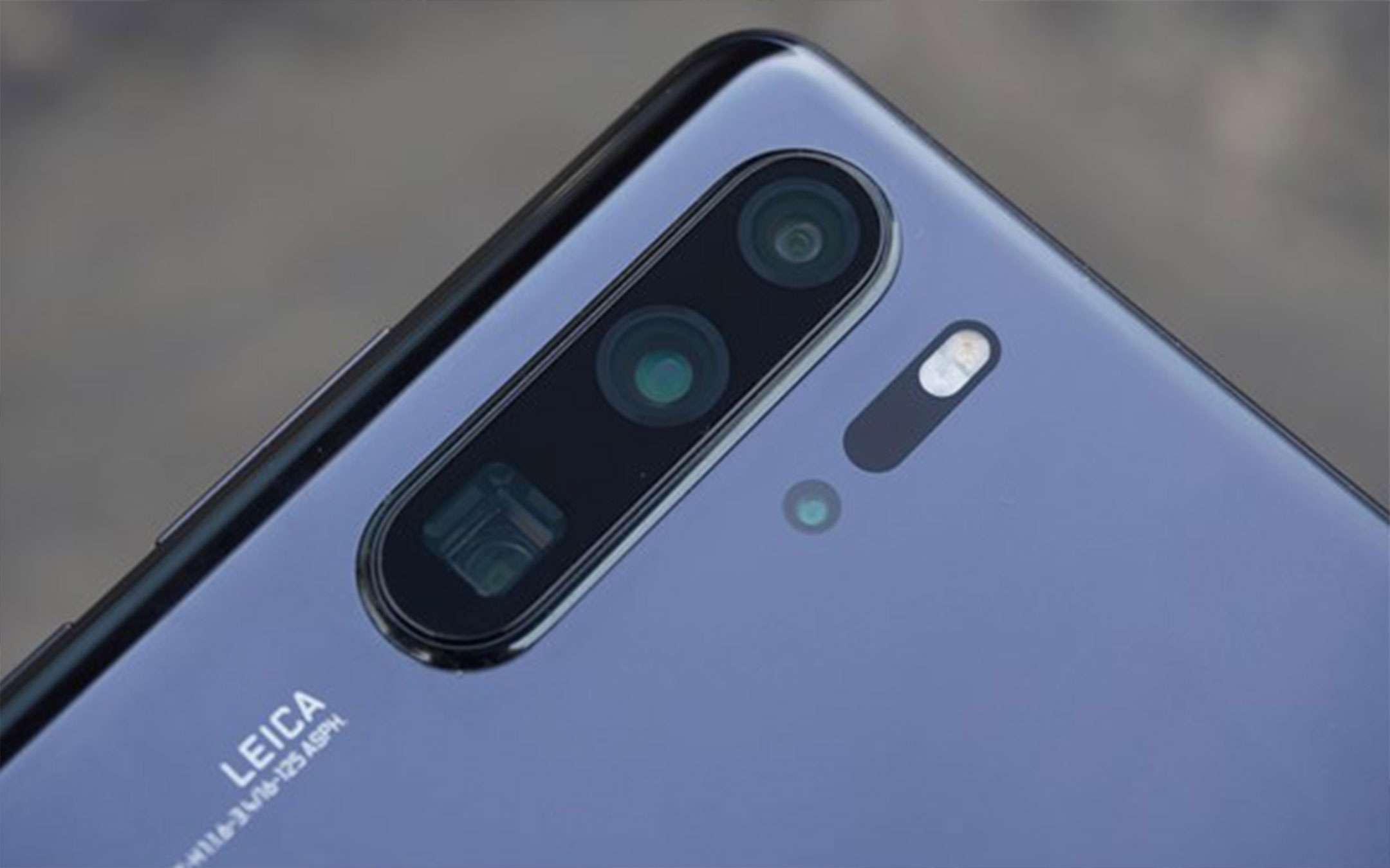 Huawei P40: cover conferma il comparto fotografico