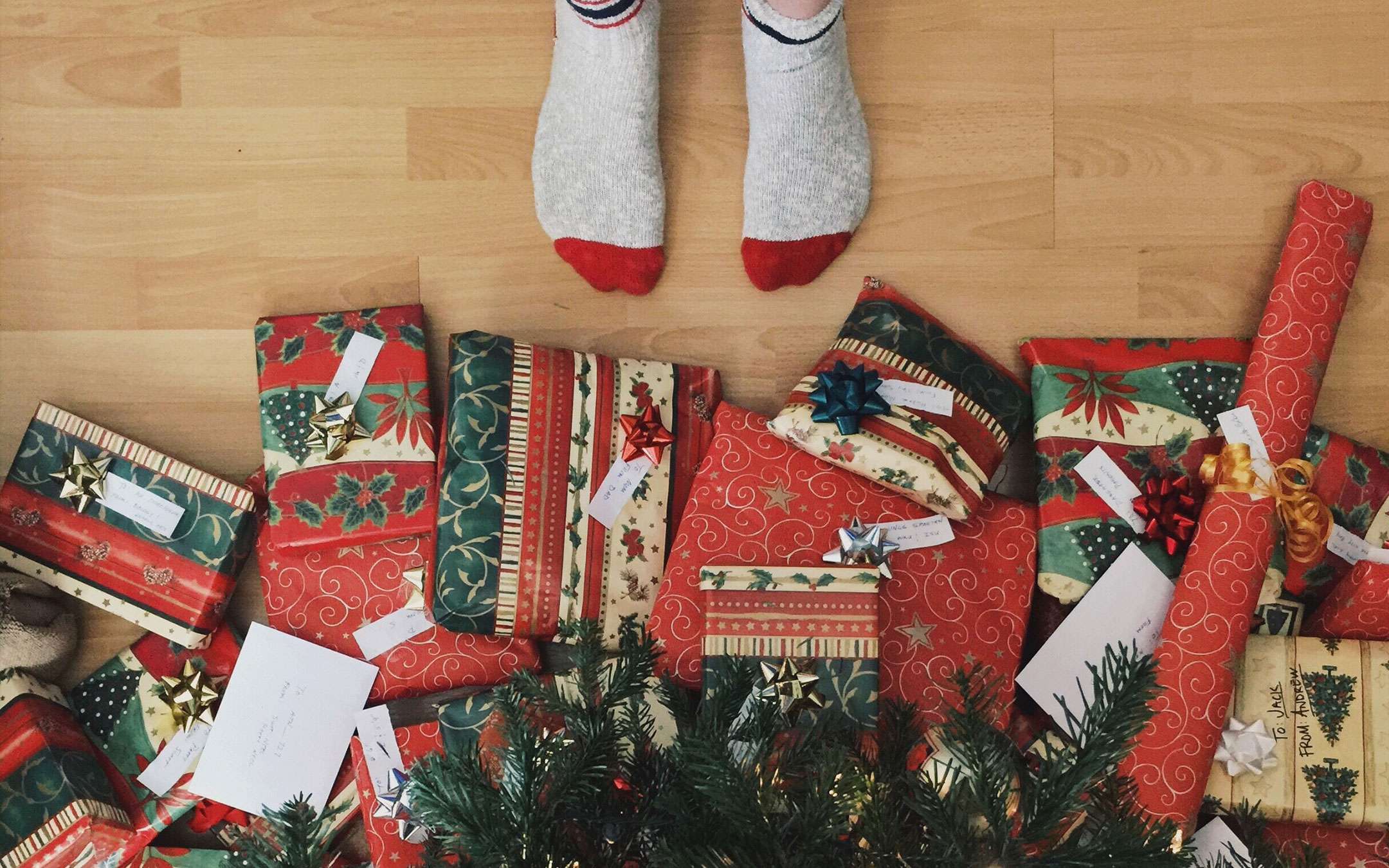 10+1 idee regalo tech per Natale a meno di 15€