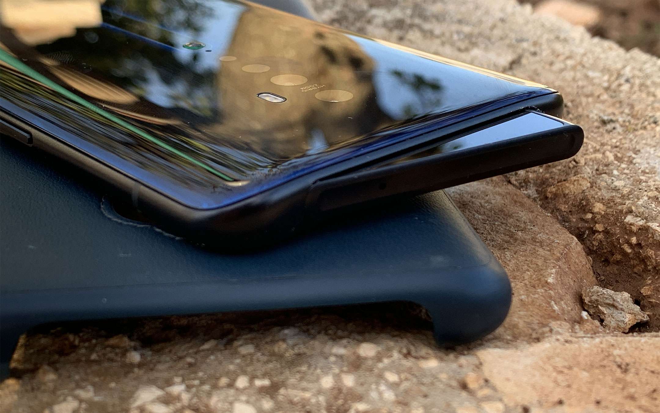 OPPO brevetta lo smartphone con camera OPPO brevetta lo smartphone con camera