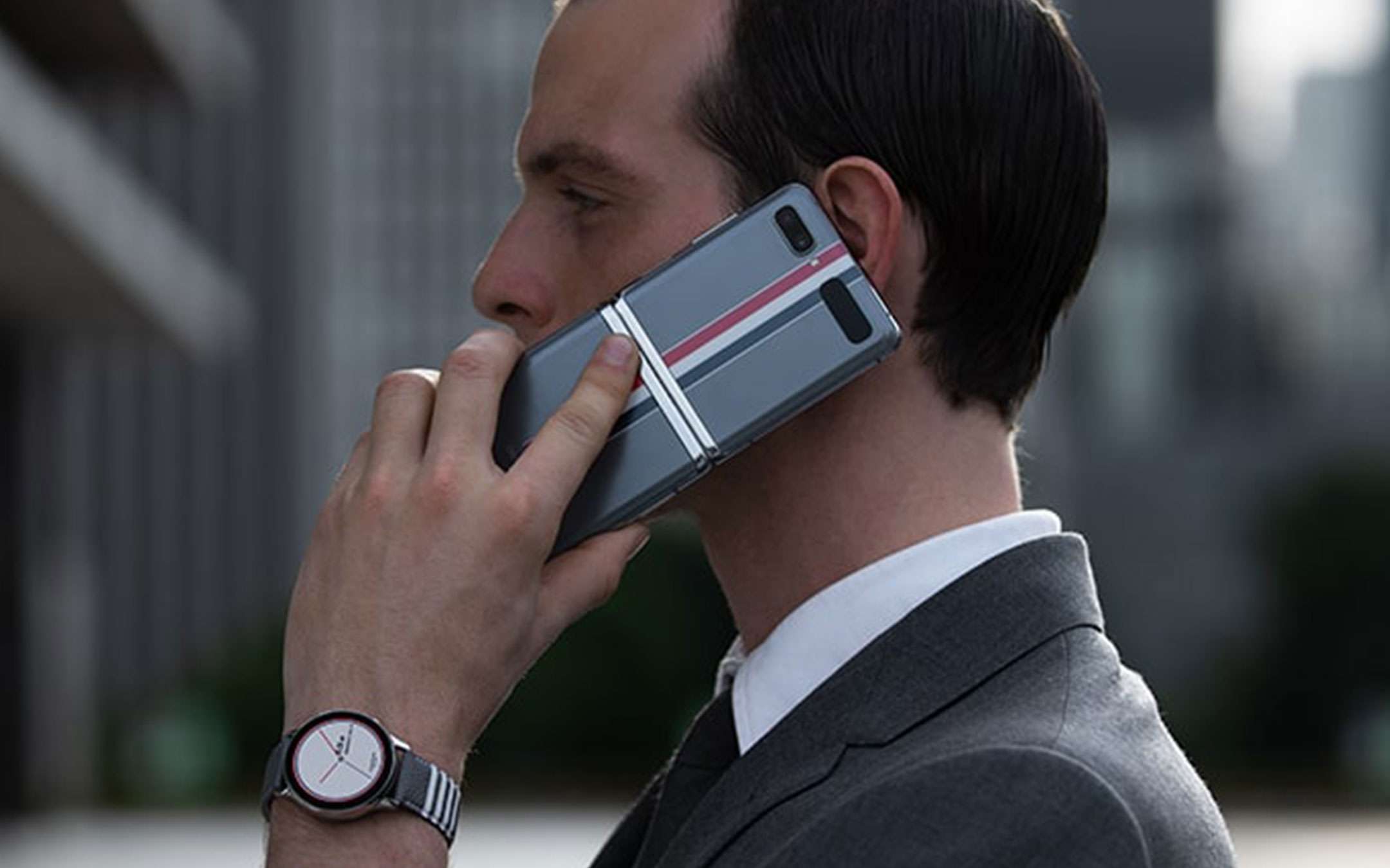 Galaxy Z Flip: l'edizione speciale Thom Browne