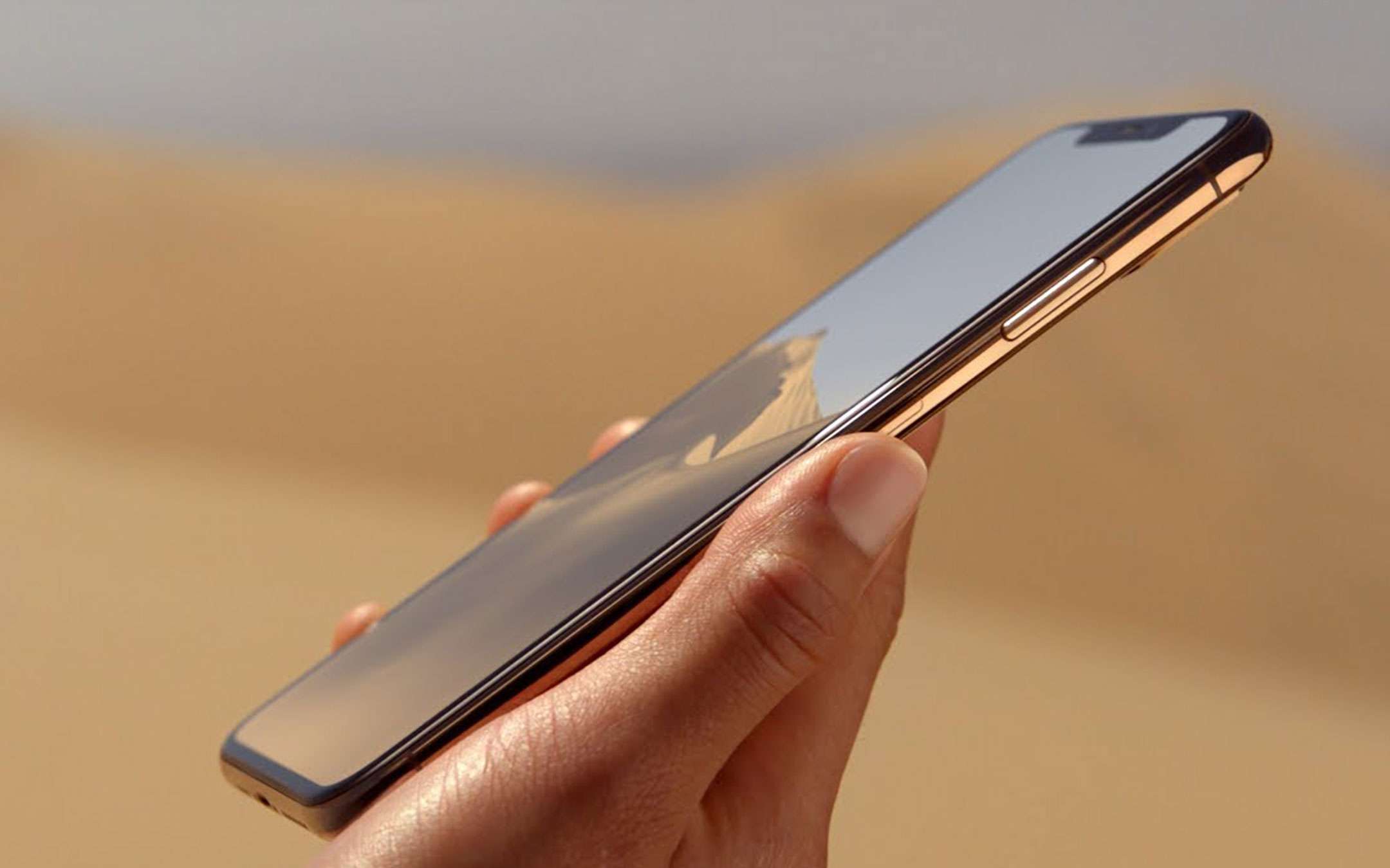 iPhone XS: 270€ di sconto con Iliad, anche a rate iPhone XS: 270€ di sconto con Iliad, anche a rate