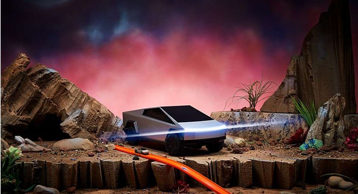 Tesla Cybertruck anche nel modellino Mattel Hot Wheels