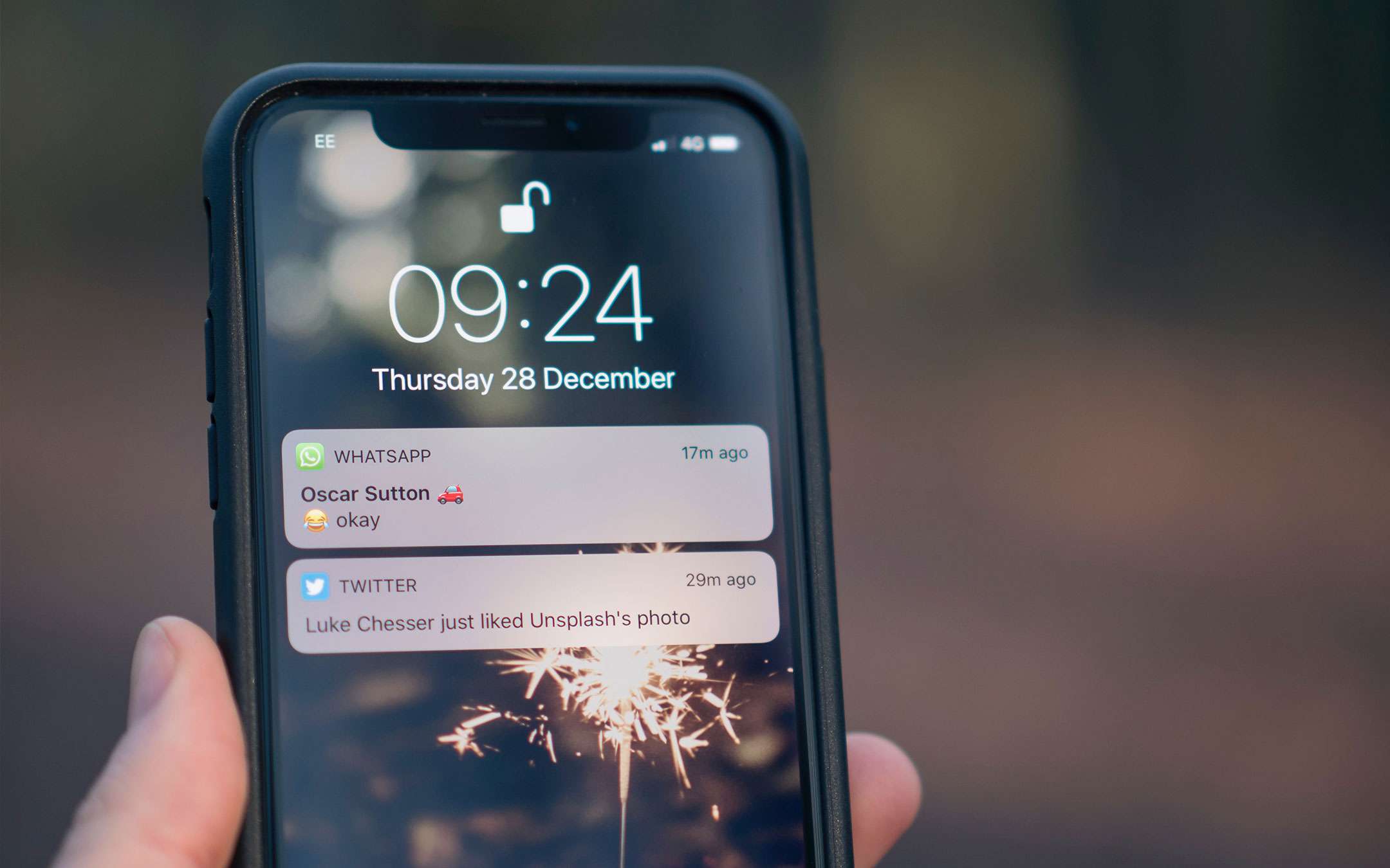 WhatsApp: avvistato il tema scuro su iPhone