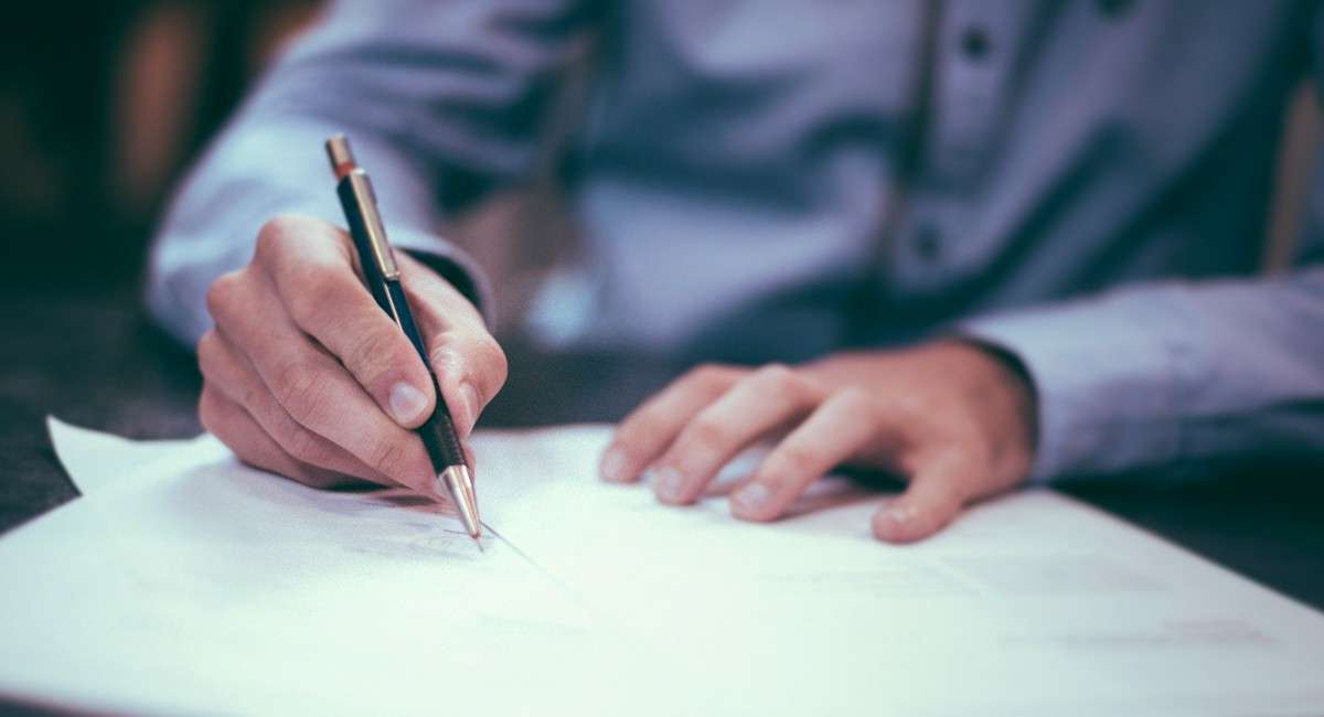 Spostamenti e zona rossa: l'autocertificazione spiegata bene Spostamenti e zona rossa: l'autocertificazione spiegata bene