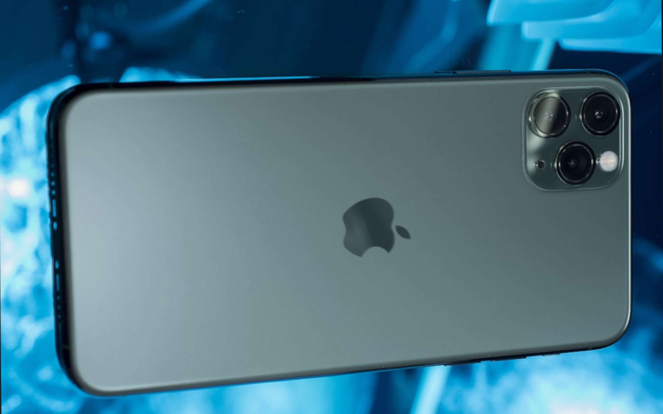 Apple iPhone 12 arriverà con super fotocamera