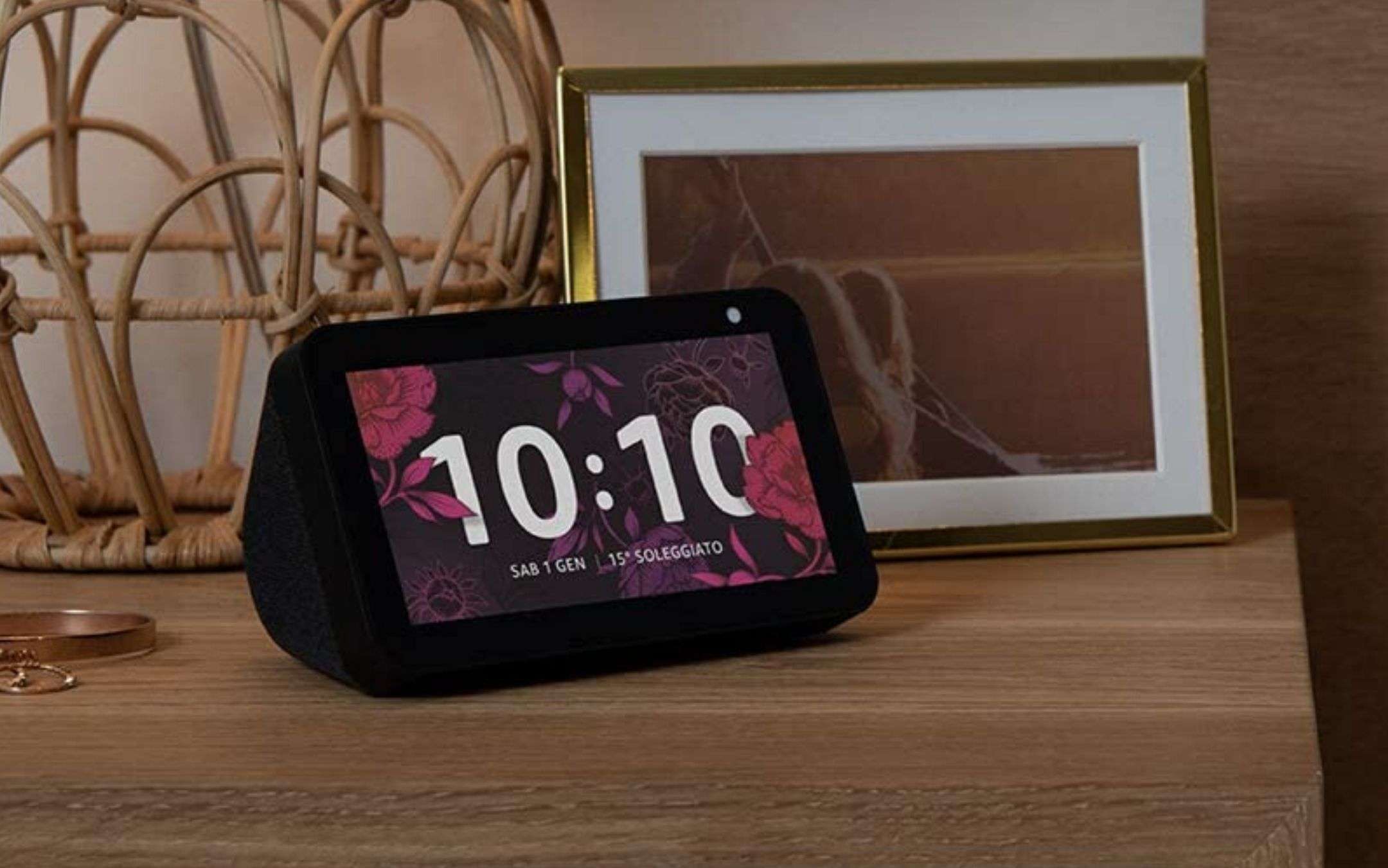 Echo Show 5 con sconto del 33% su Amazon: solo 59€