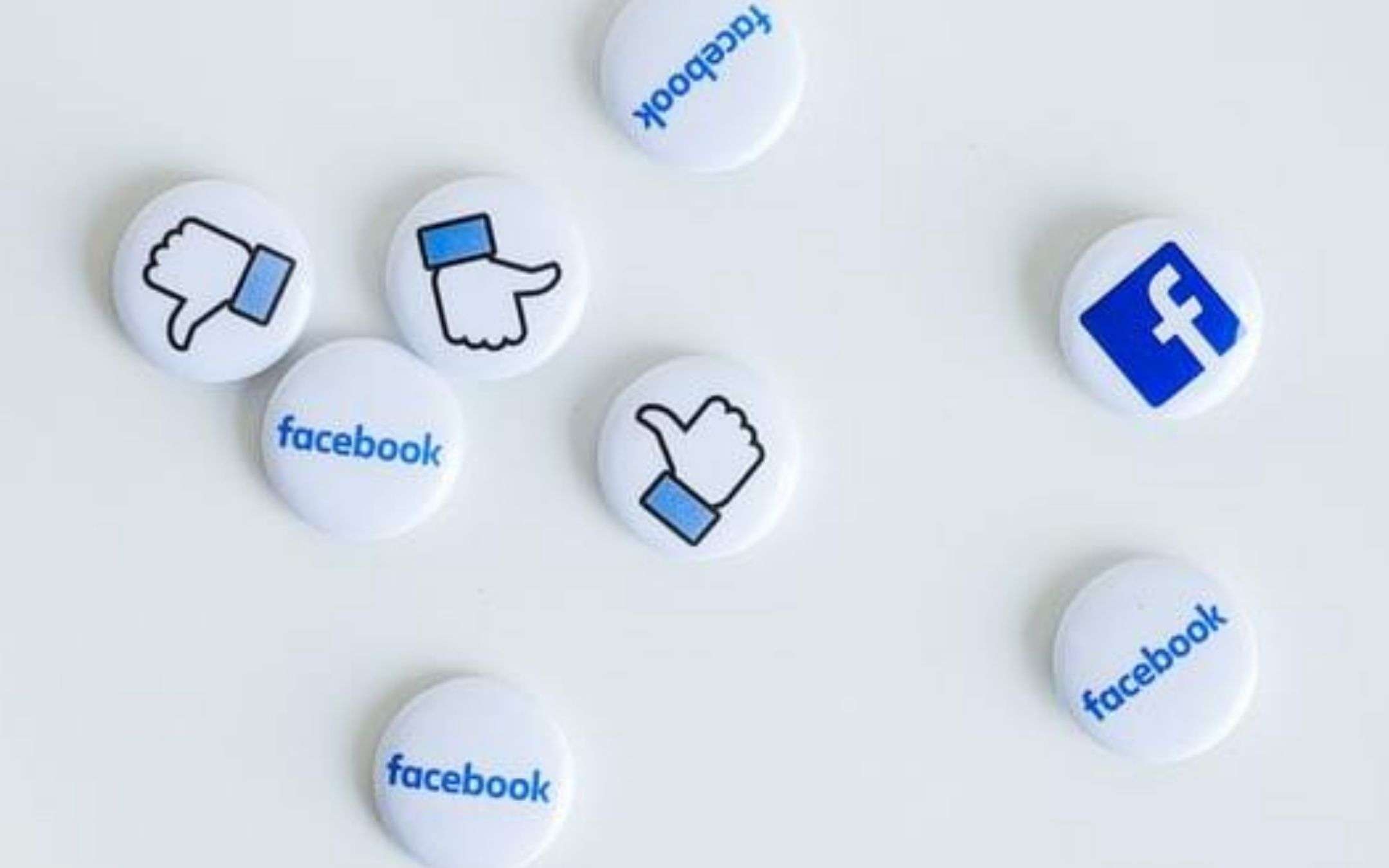 Facebook: ufficiali due nuove reazioni bellissime Facebook: ufficiali due nuove reazioni bellissime