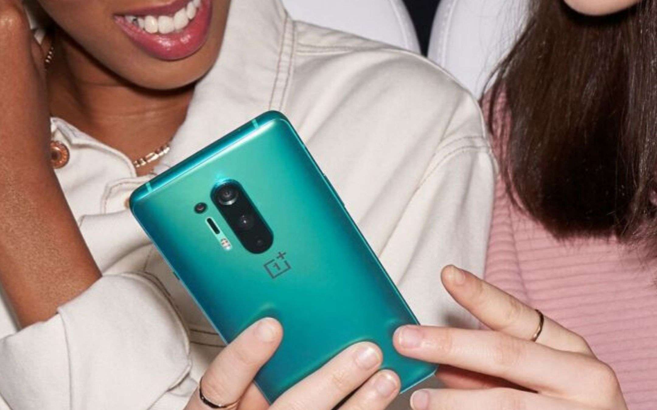 OnePlus 8 e 8 Pro si aggiornano già: le novità