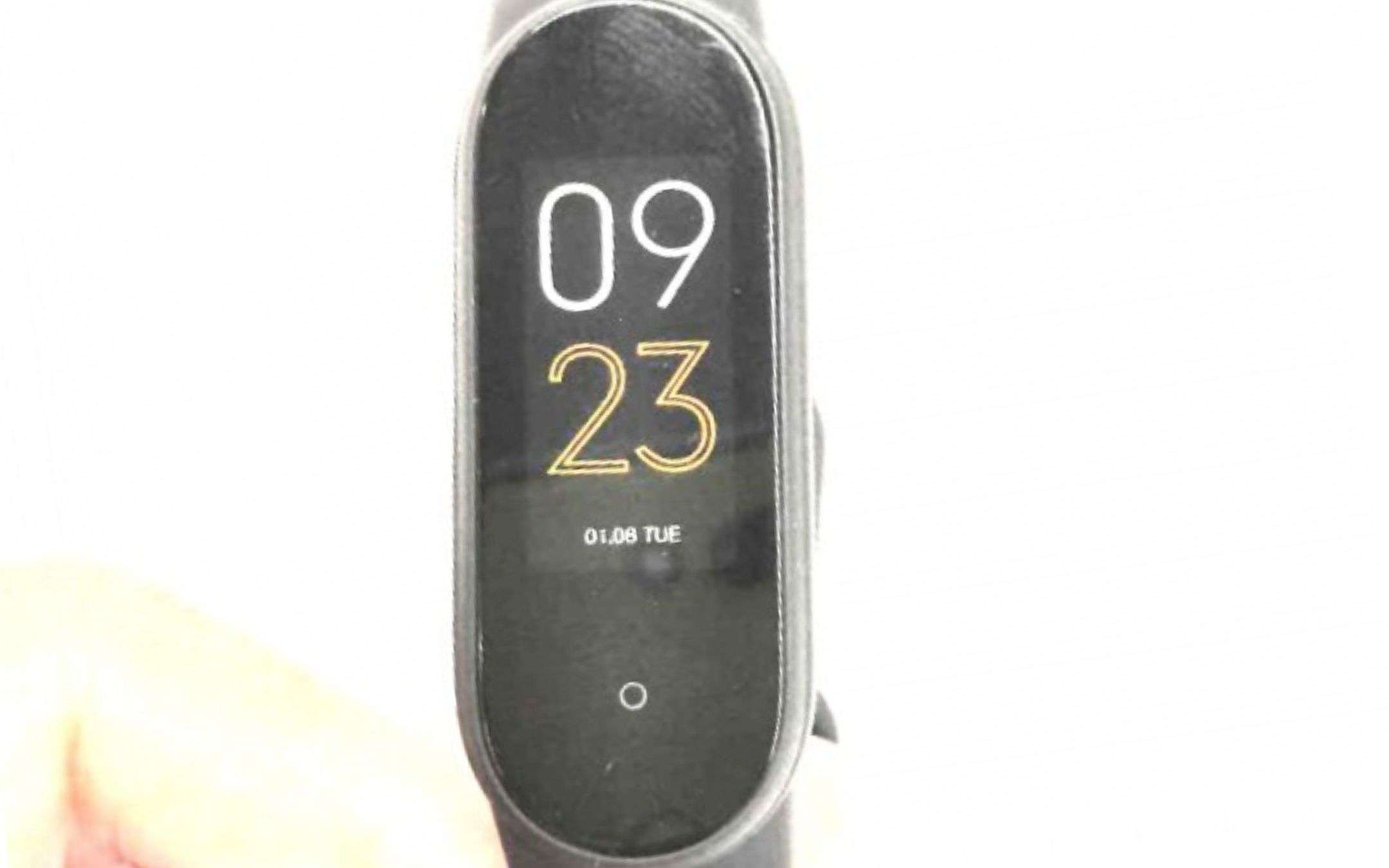 Xiaomi Mi Band 5: spuntano FOTO reali e PREZZO