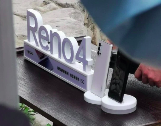 OPPO Reno 4