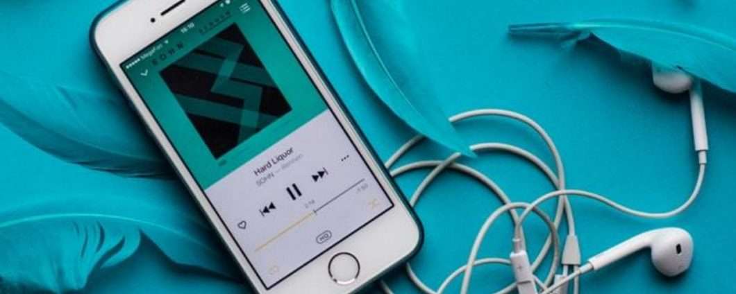 iPhone 12: قل وداعًا لسماعات EarPods المعبأة 11