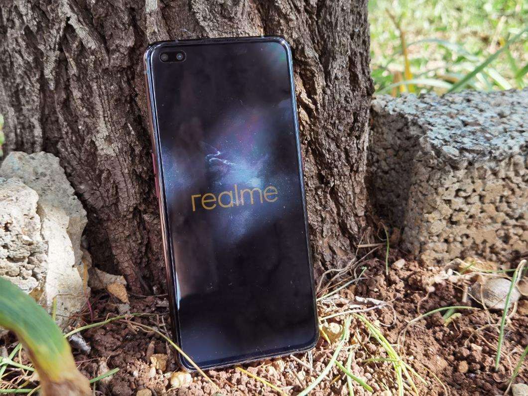 Realme X50 Pro 5G: فتح علبتنا (صورة) 3
