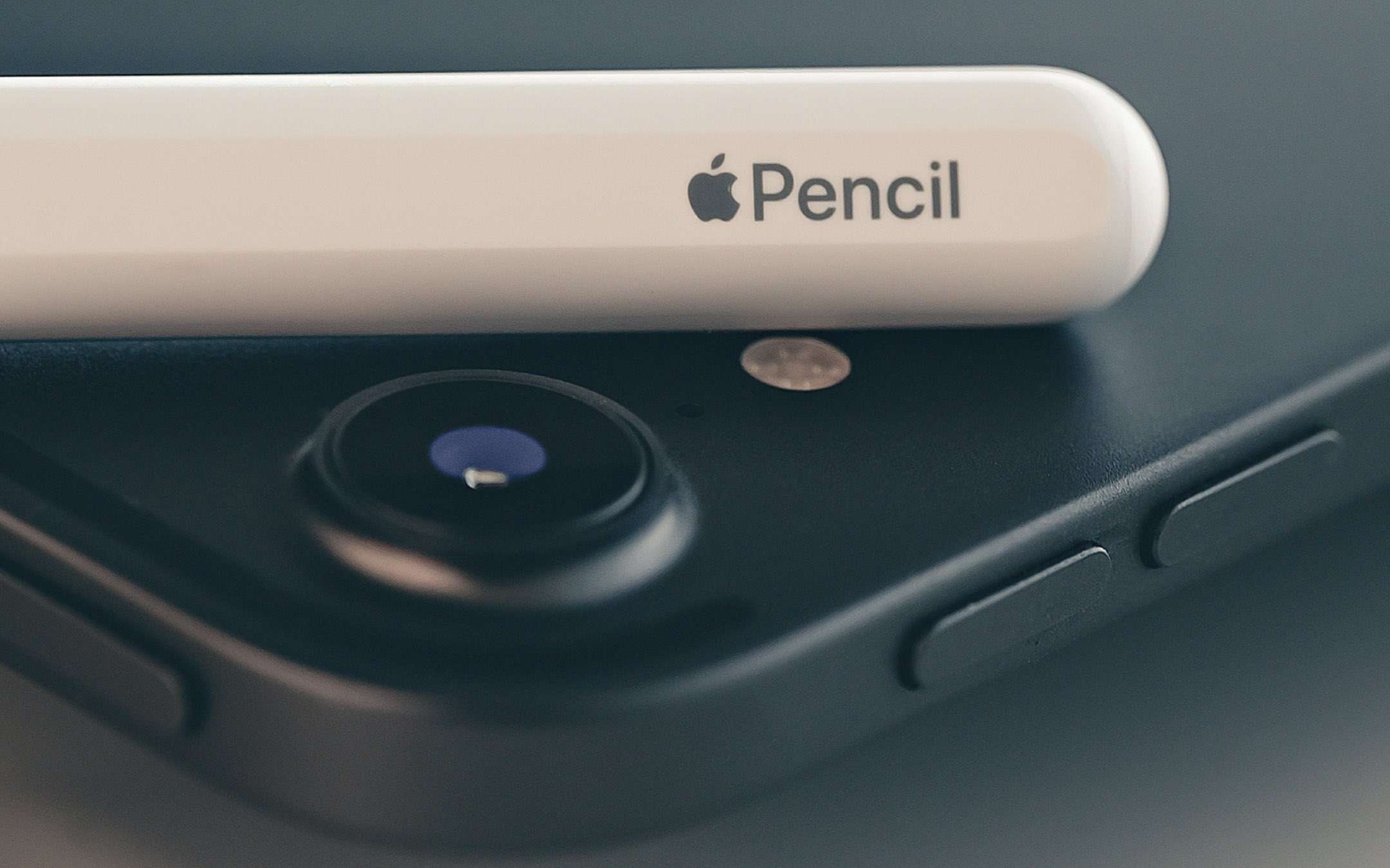 Apple Pencil nera in arrivo con i nuovi iPad, pare