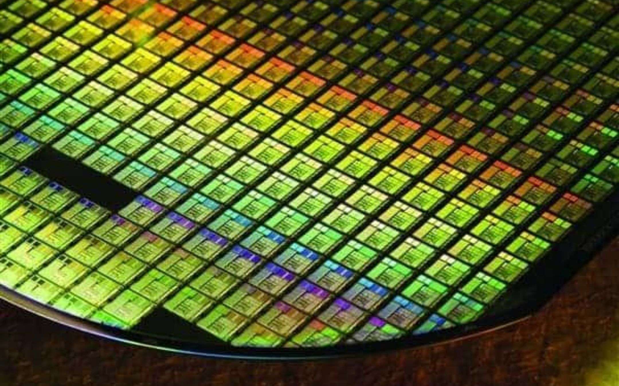Samsung: iniziata la produzione dei chip a 5 nm