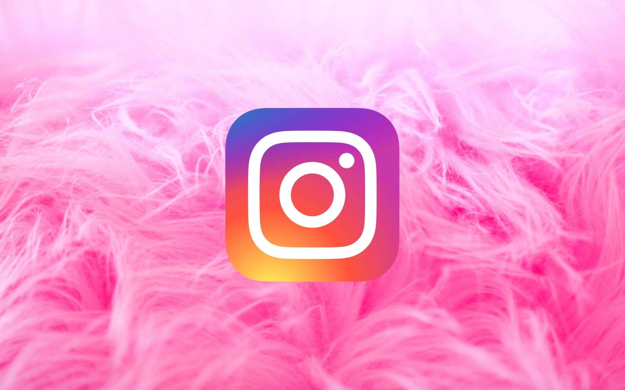 Instagram ha conservato foto e messaggi cancellati