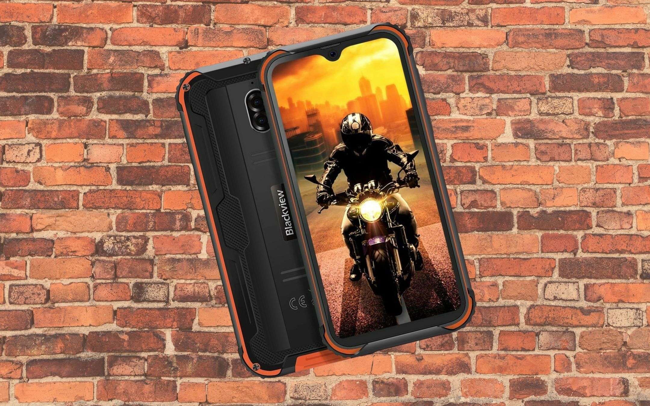 Il tuo nuovo rugged phone costa 107€ su eBay, ora Il tuo nuovo rugged phone costa 107€ su eBay, ora
