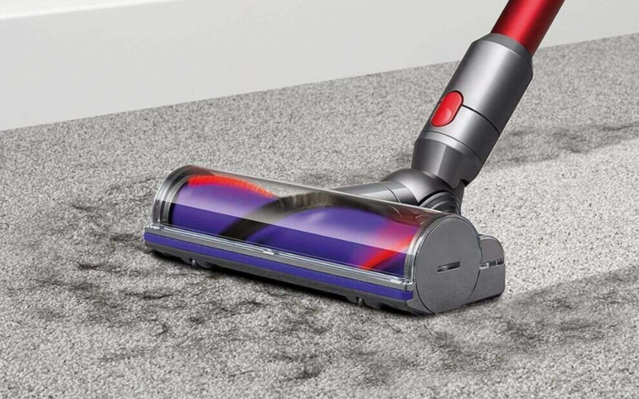 Dyson V10 a prezzo incredibile su eBay, per poco Dyson V10 a prezzo incredibile su eBay, per poco