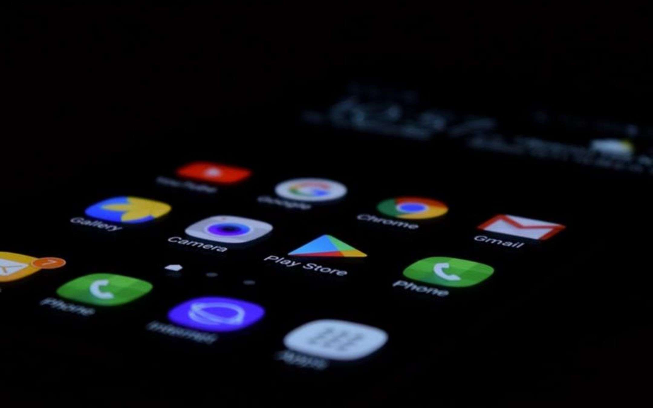 Play Store, bug: milioni di utenti Android a rischio