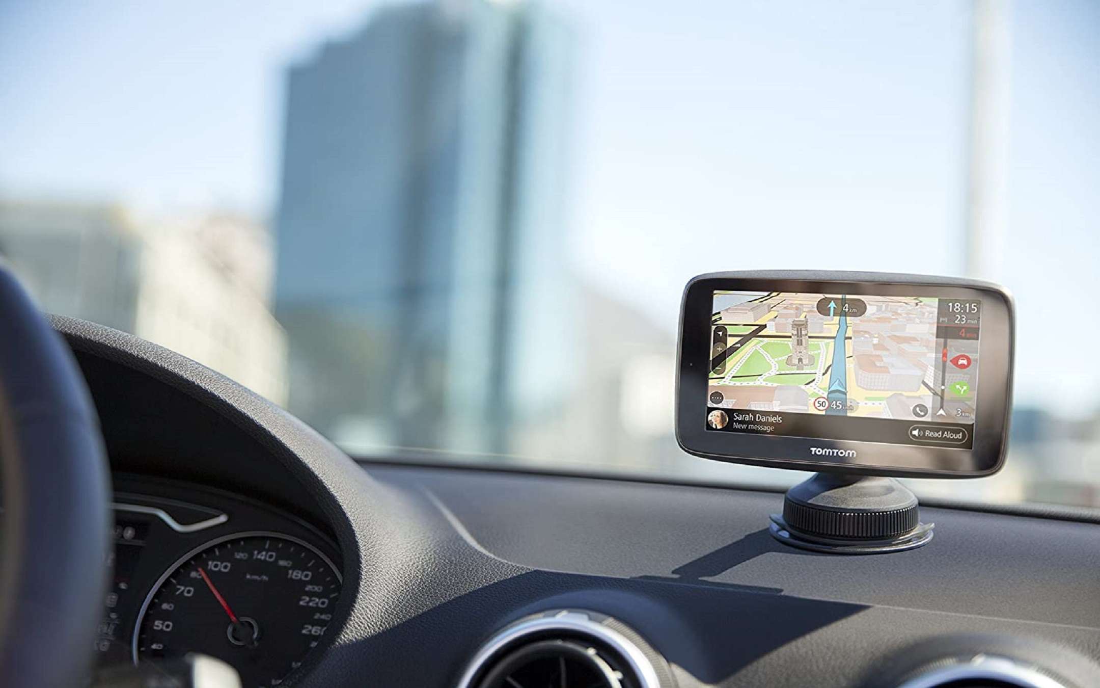 Navigatore TomTom GO 6200: 100€ di sconto su Amazon