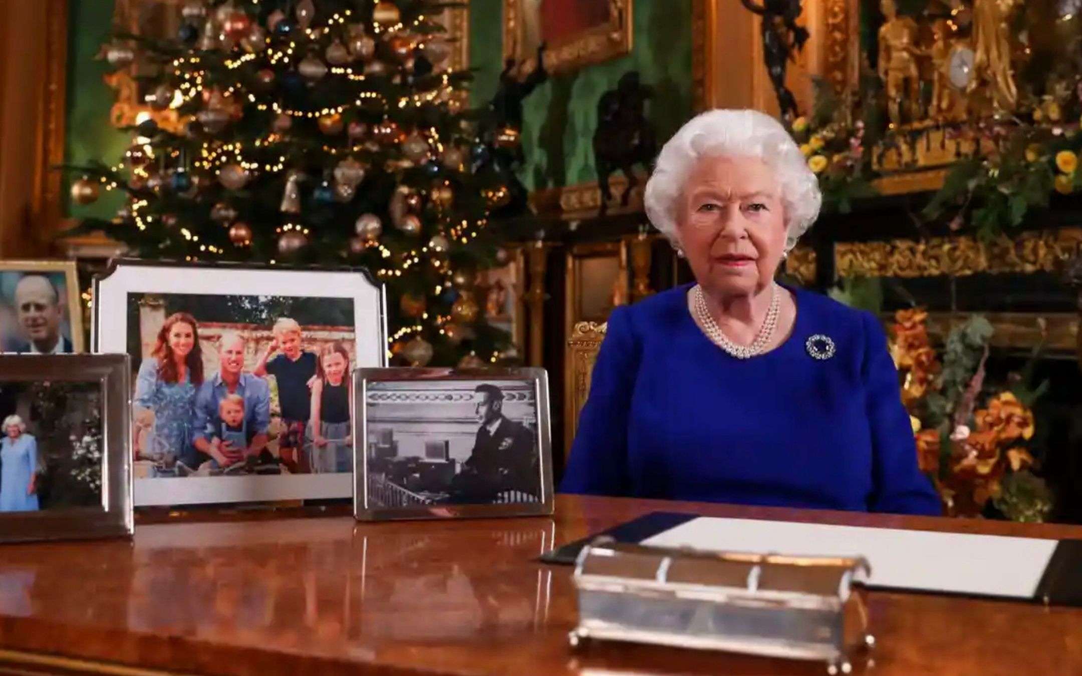 Alexa offrirà gli auguri della Regina Elisabetta