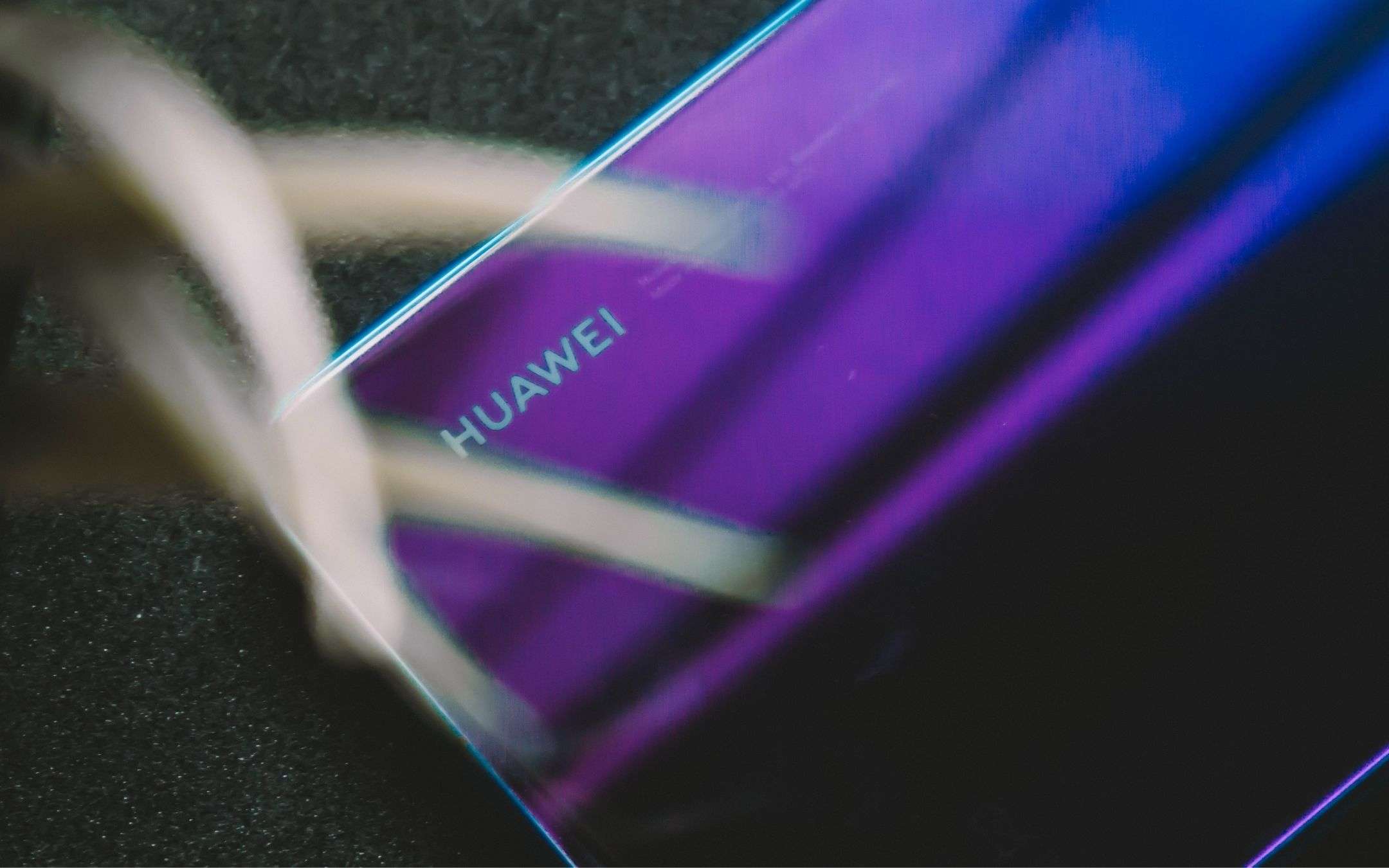Huawei non farà più top? Serie P e Mate in vendita?