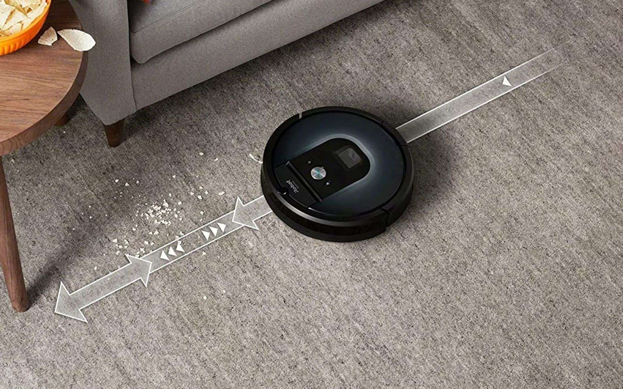 Roomba 960: prezzo minimo storico su Amazon, sconto 420€