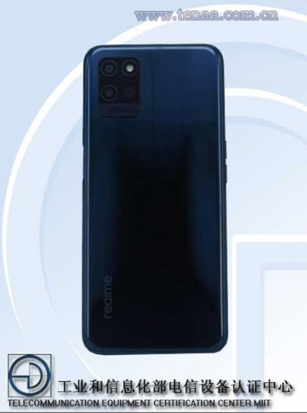 realme v13