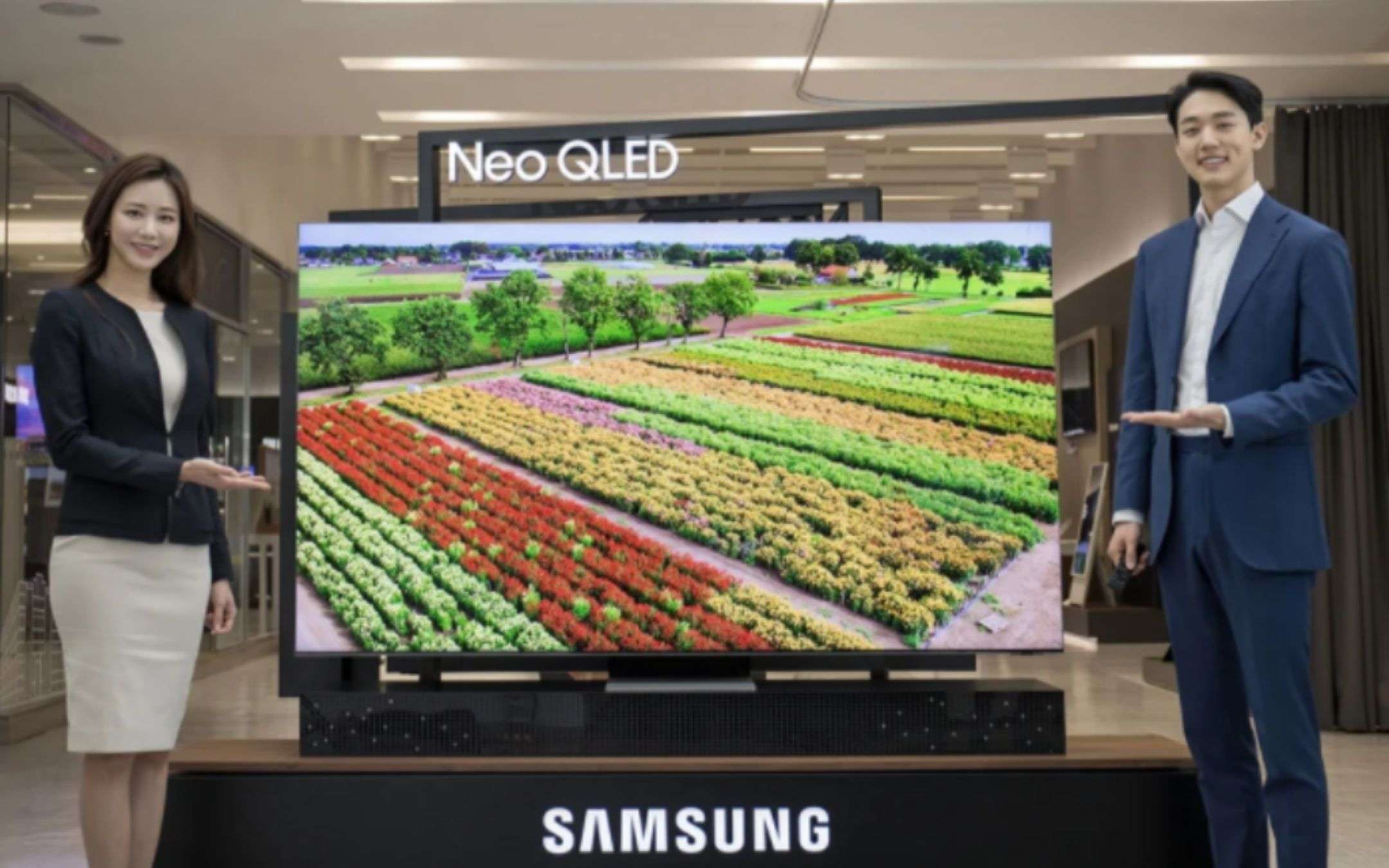 Samsung: 10.000 TV QLED vendute in soli due mesi