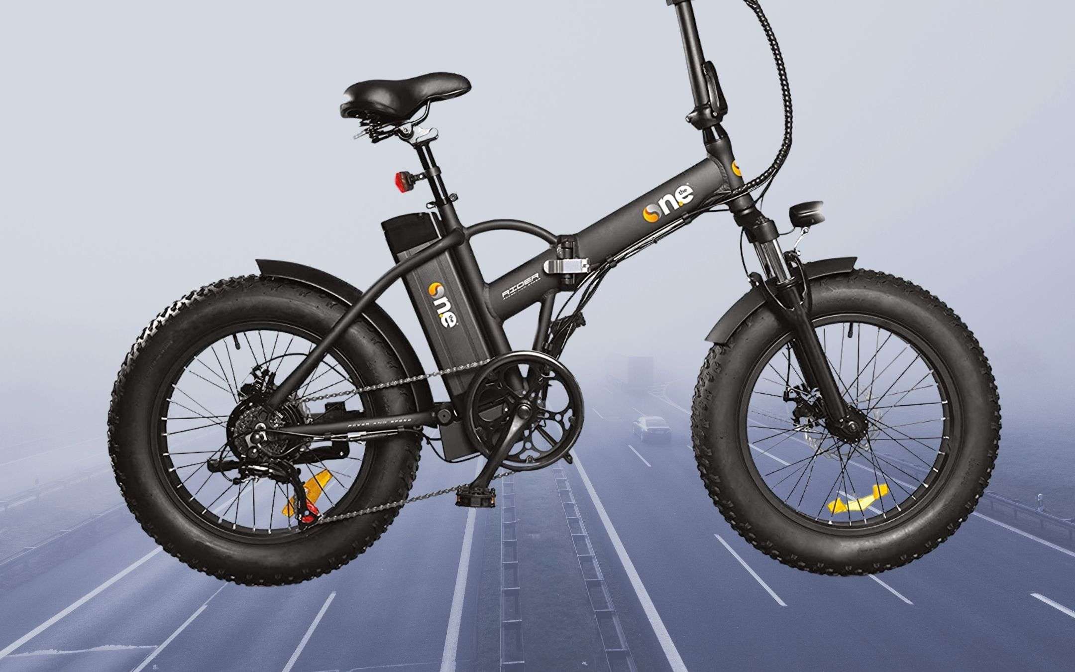 Potente fat bike elettrica: sconto ASSURDO di 599€ su Amazon