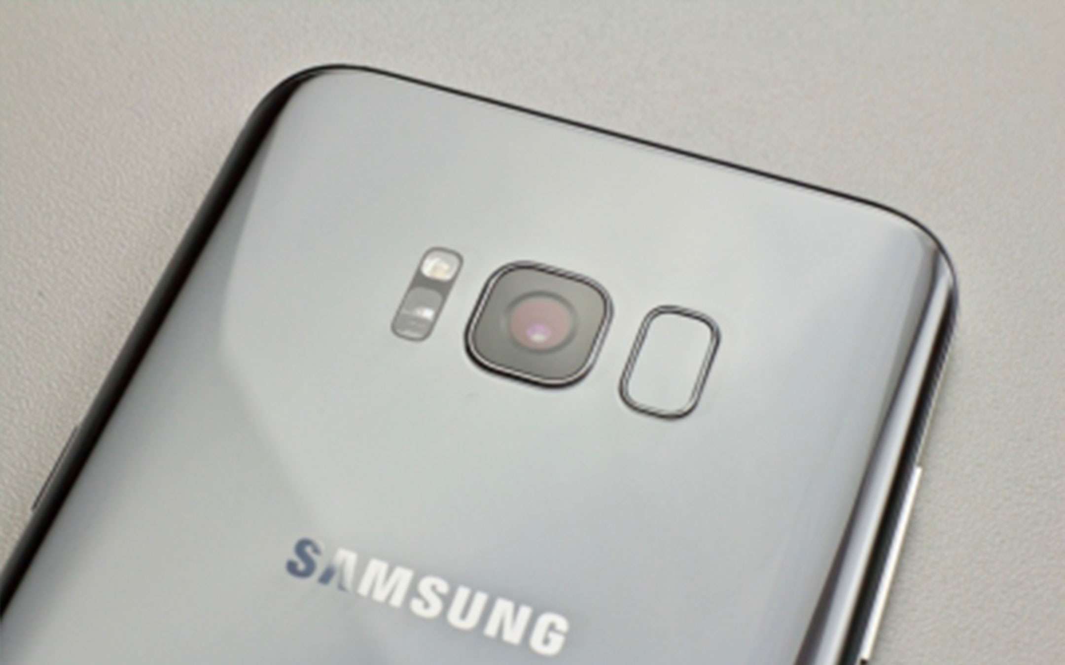 Samsung: addio al supporto per Galaxy S8 e S8+
