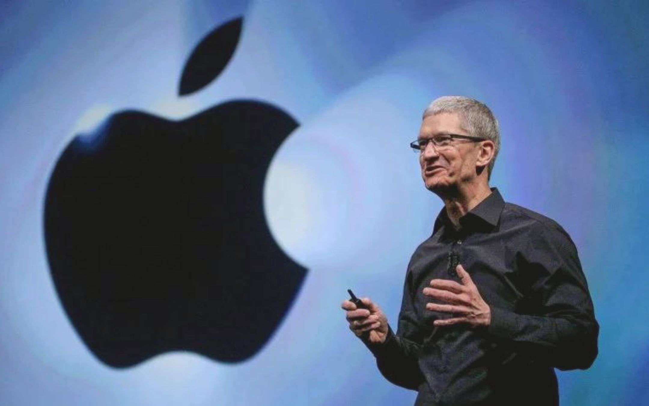 Tim Cook critica una funzionalità del Play Store