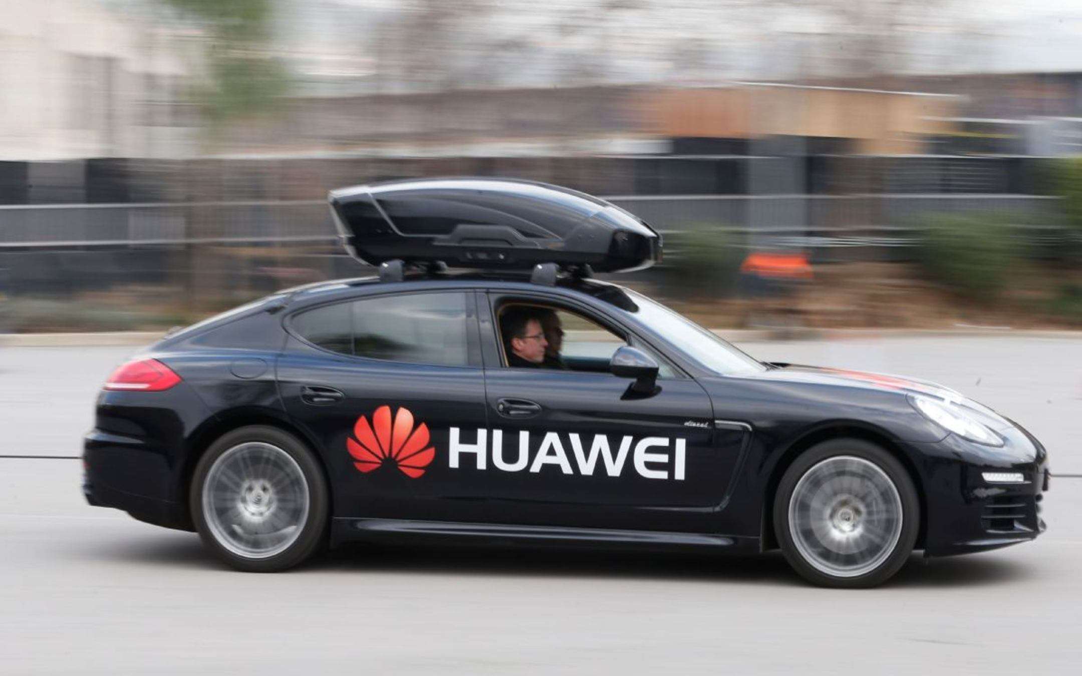 Huawei fonda una nuova azienda per le auto elettriche