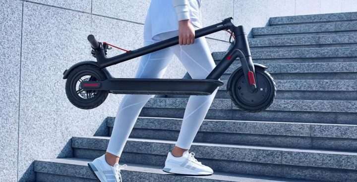 BOMBA Unieuro: monopattino elettrico Xiaomi a 299€ (-150€)