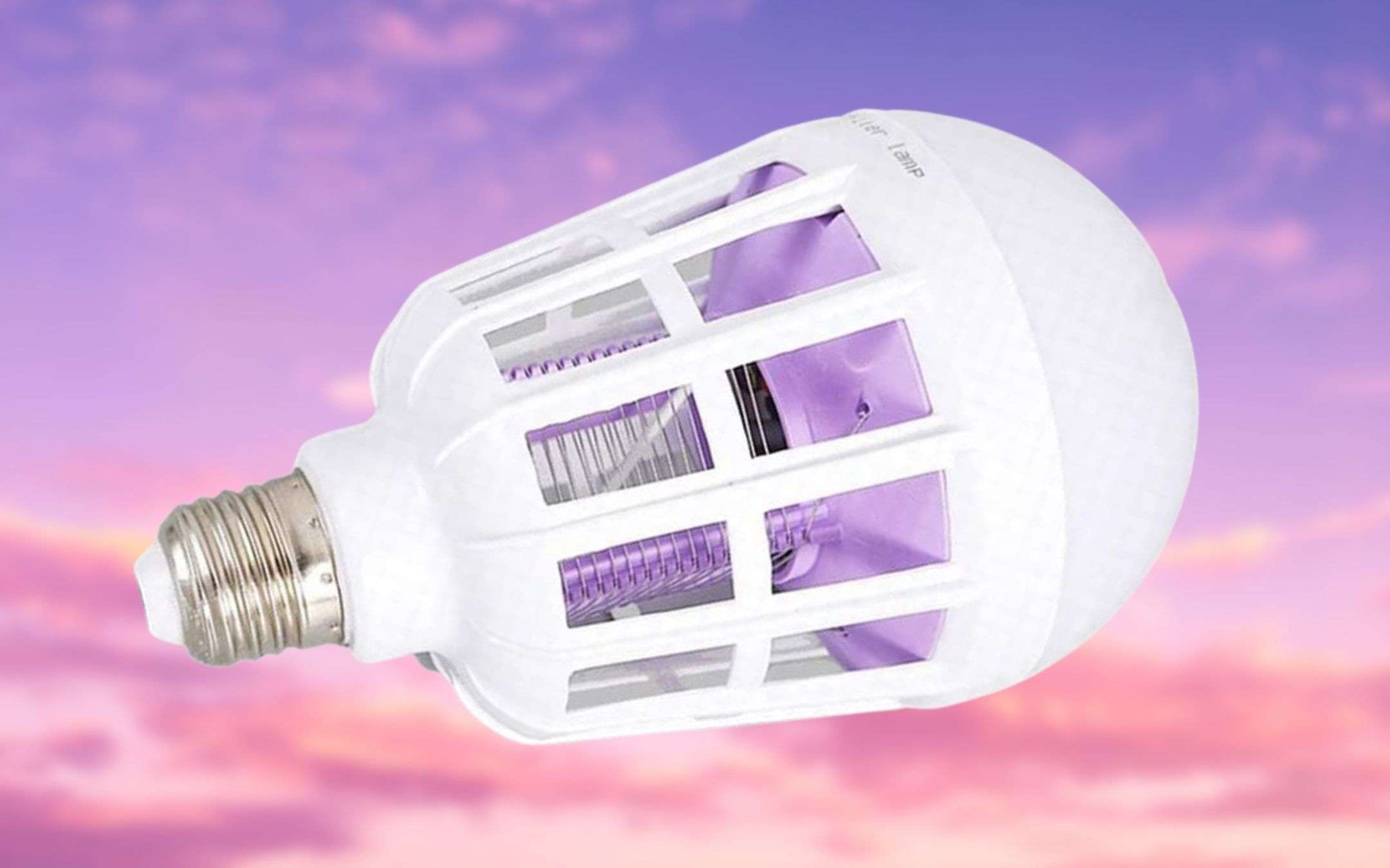 Zanzare: risolvi con questa lampadina, GENIALATA a 13€ Zanzare: risolvi con questa lampadina, GENIALATA a 13€
