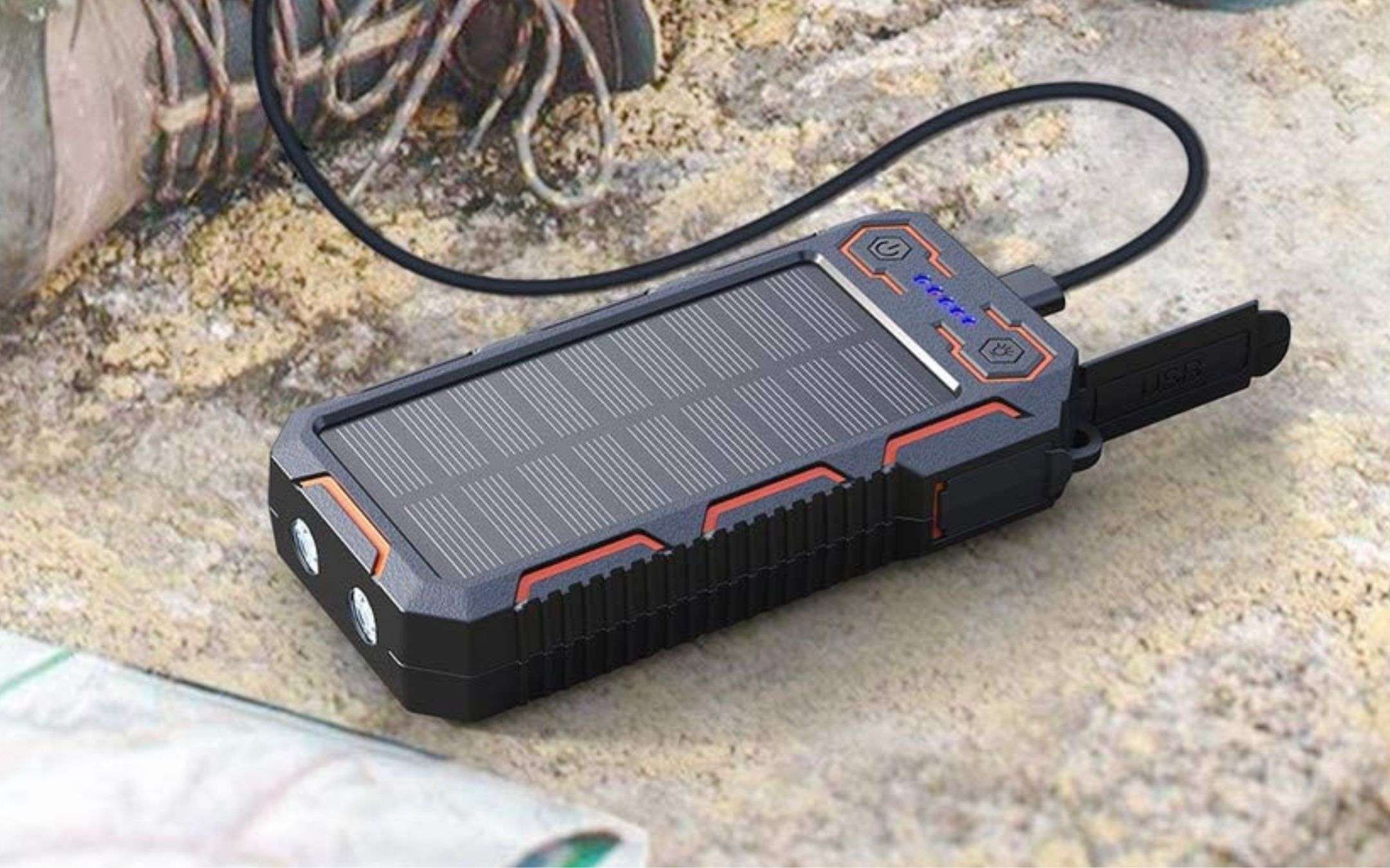 Questo powerbank da 17€ è ASSURDO, ha anche un accendino Questo powerbank da 17€ è ASSURDO, ha anche un accendino
